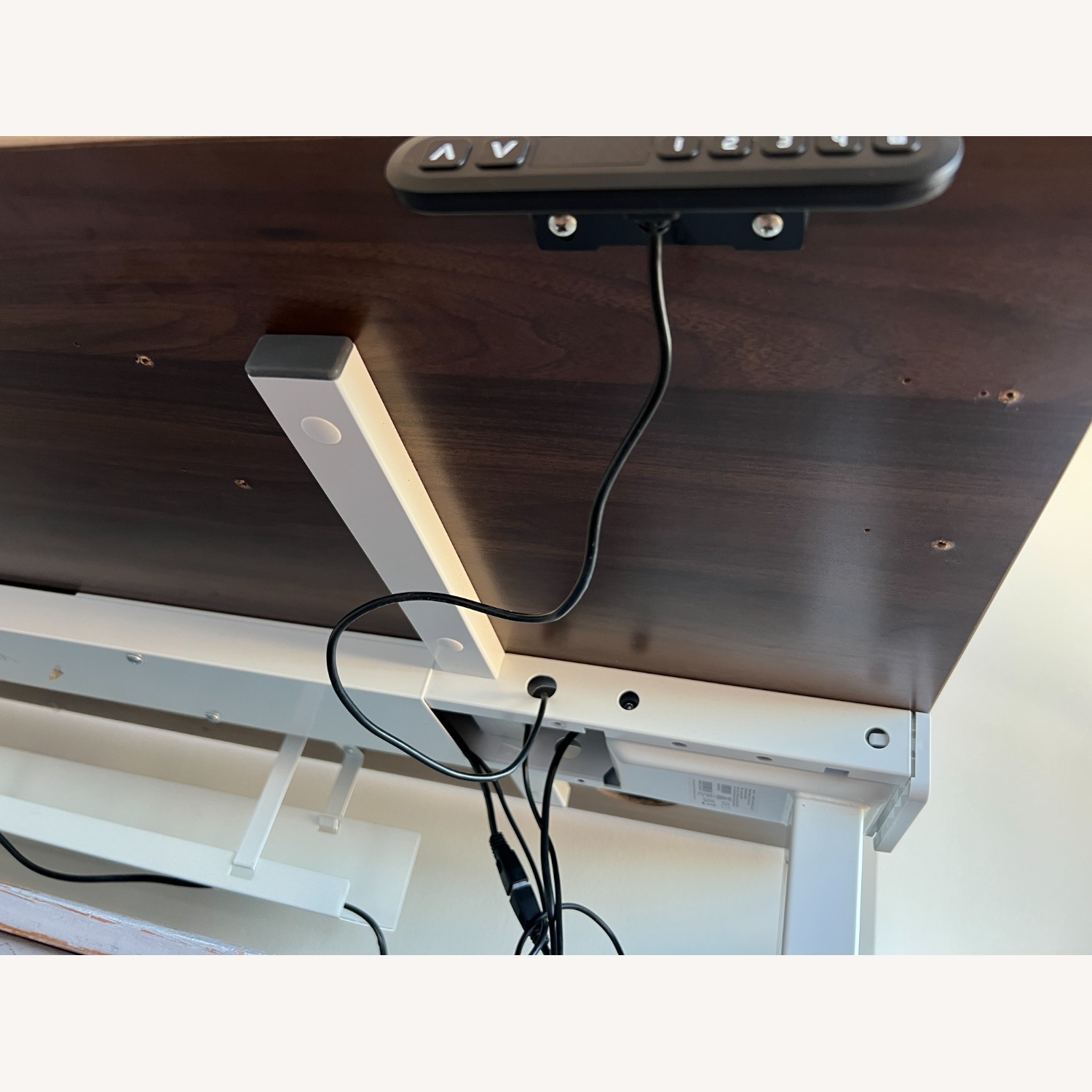 Vernal Motorized Sit-Stand Desk - image-7