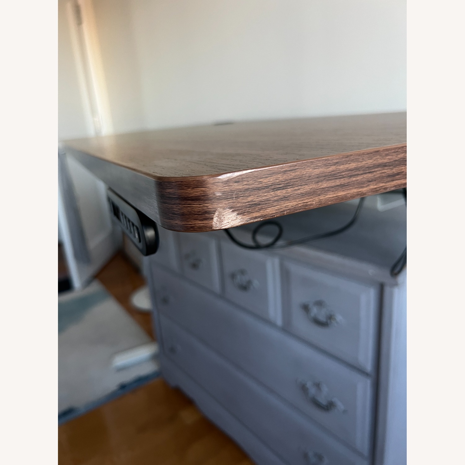 Vernal Motorized Sit-Stand Desk - image-5