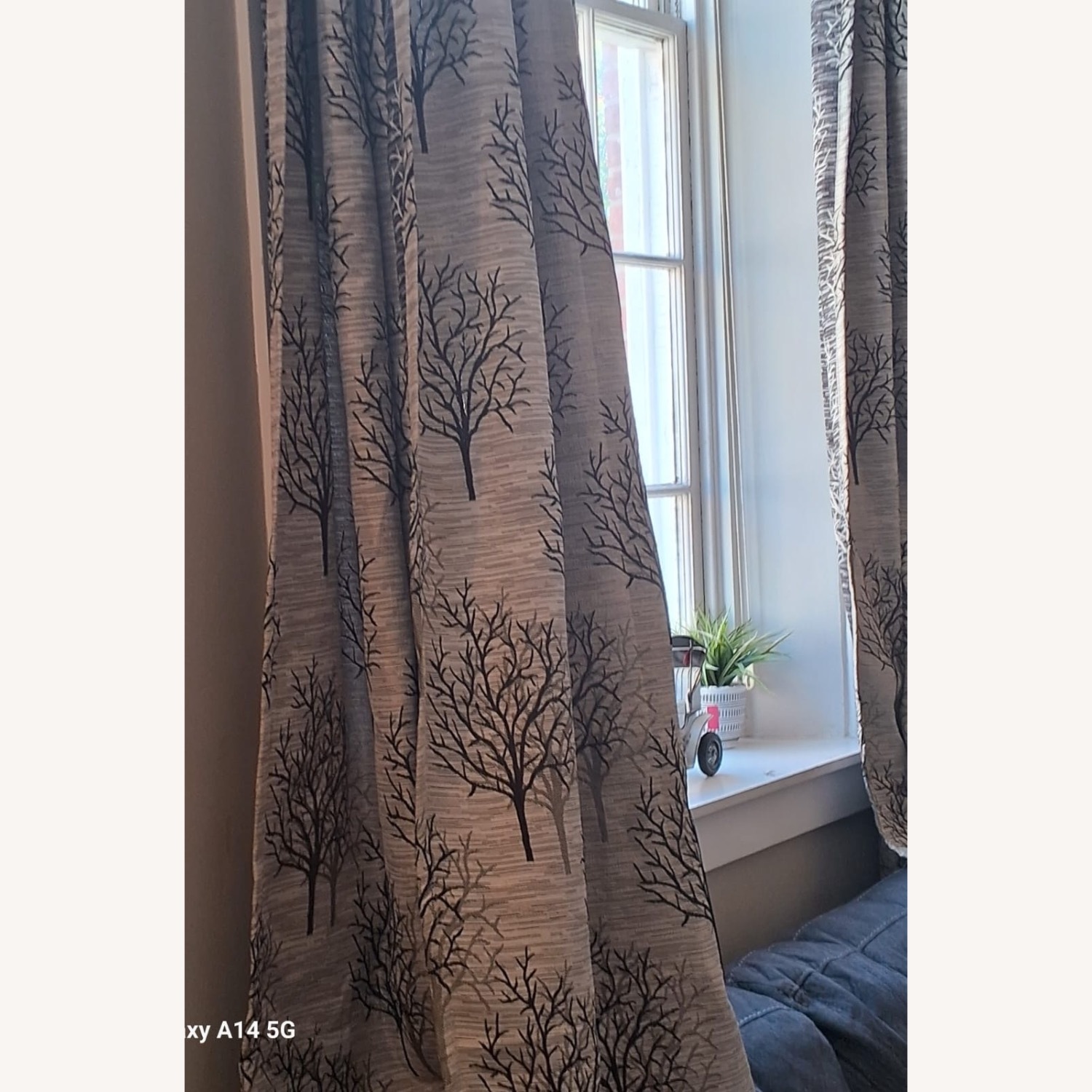 Heavy Jacquard Fabric Curtains - image-2