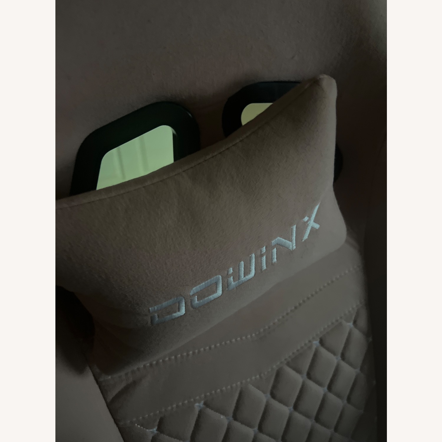 Amazon Dowinx Gaming Chair  - image-3