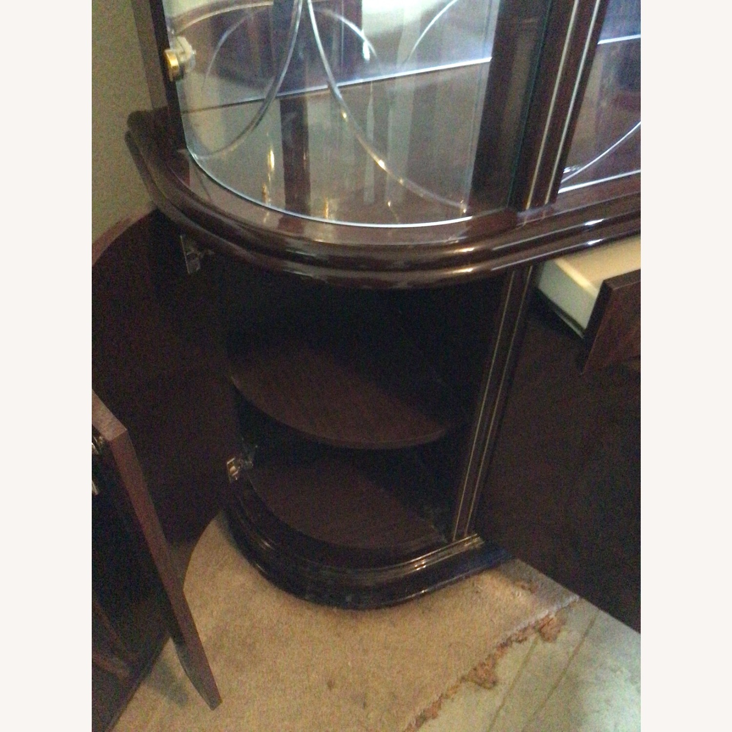 Vintage/Antique Dark Brown Sideboard - image-4