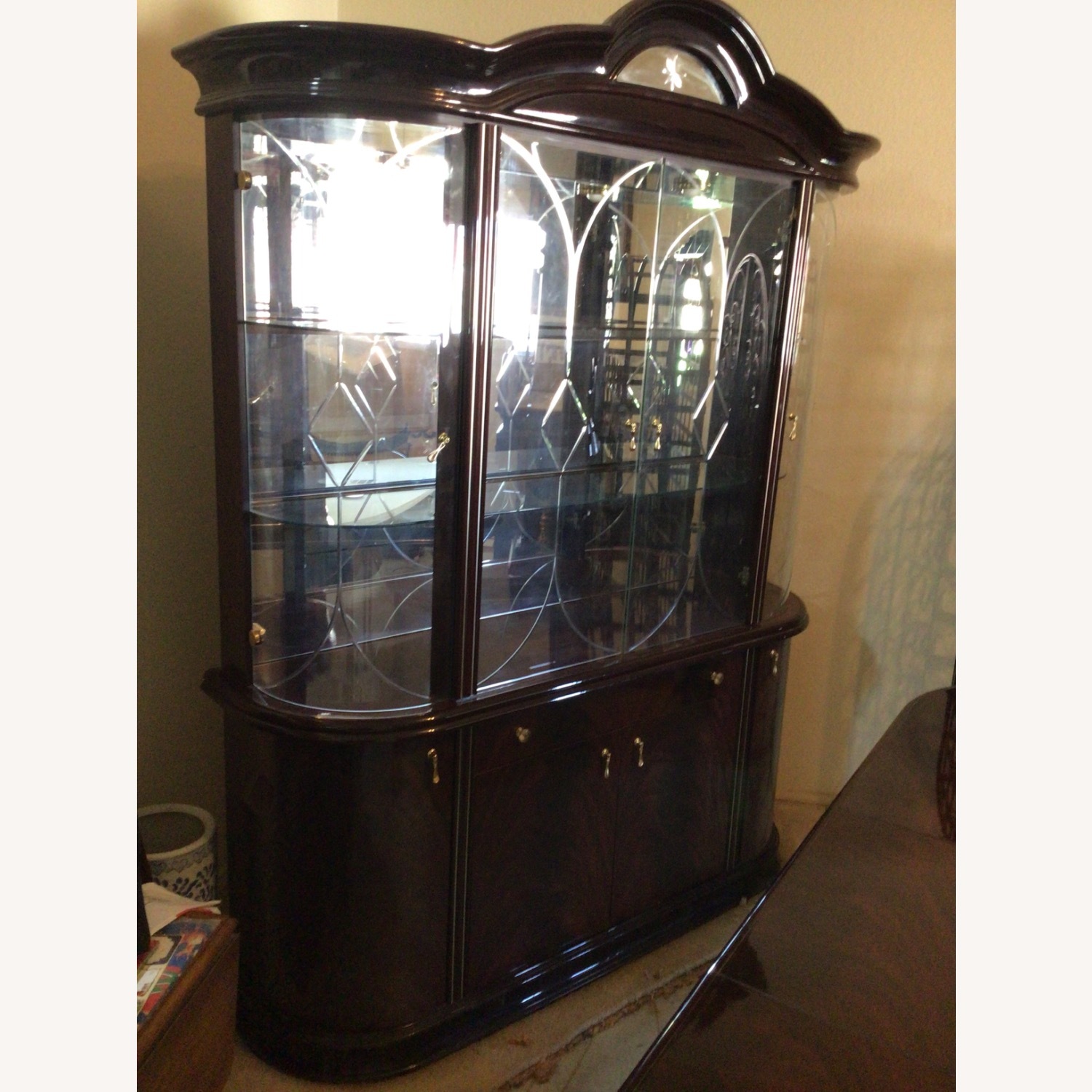 Vintage/Antique Dark Brown Sideboard - image-1