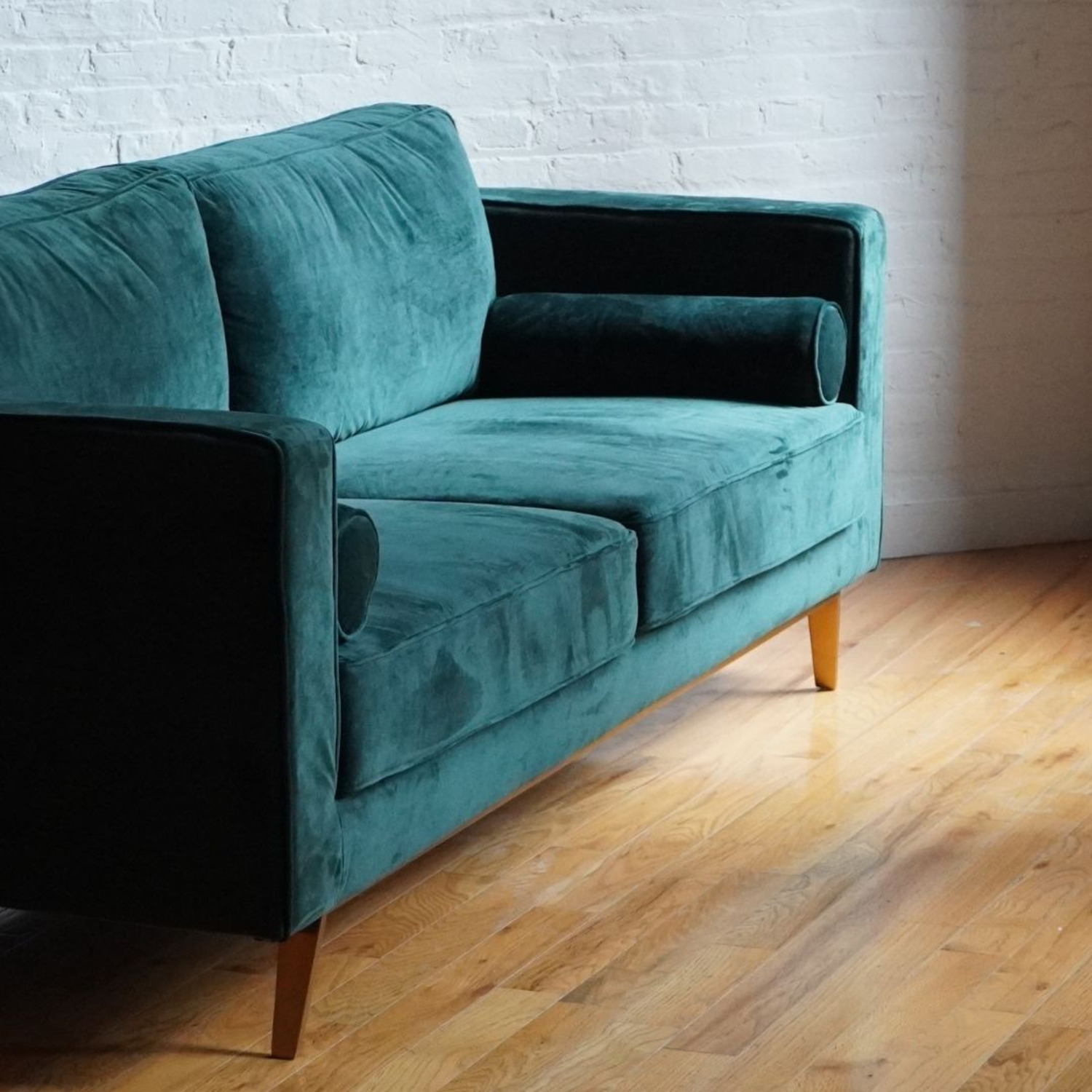 Comfy Mid Century Modern Sofa - Green Velvet - image-2