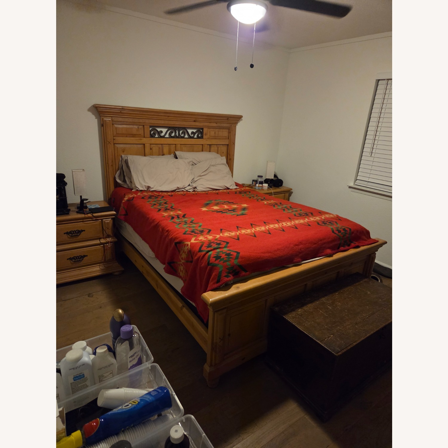 Pine Queen Bed - image-3