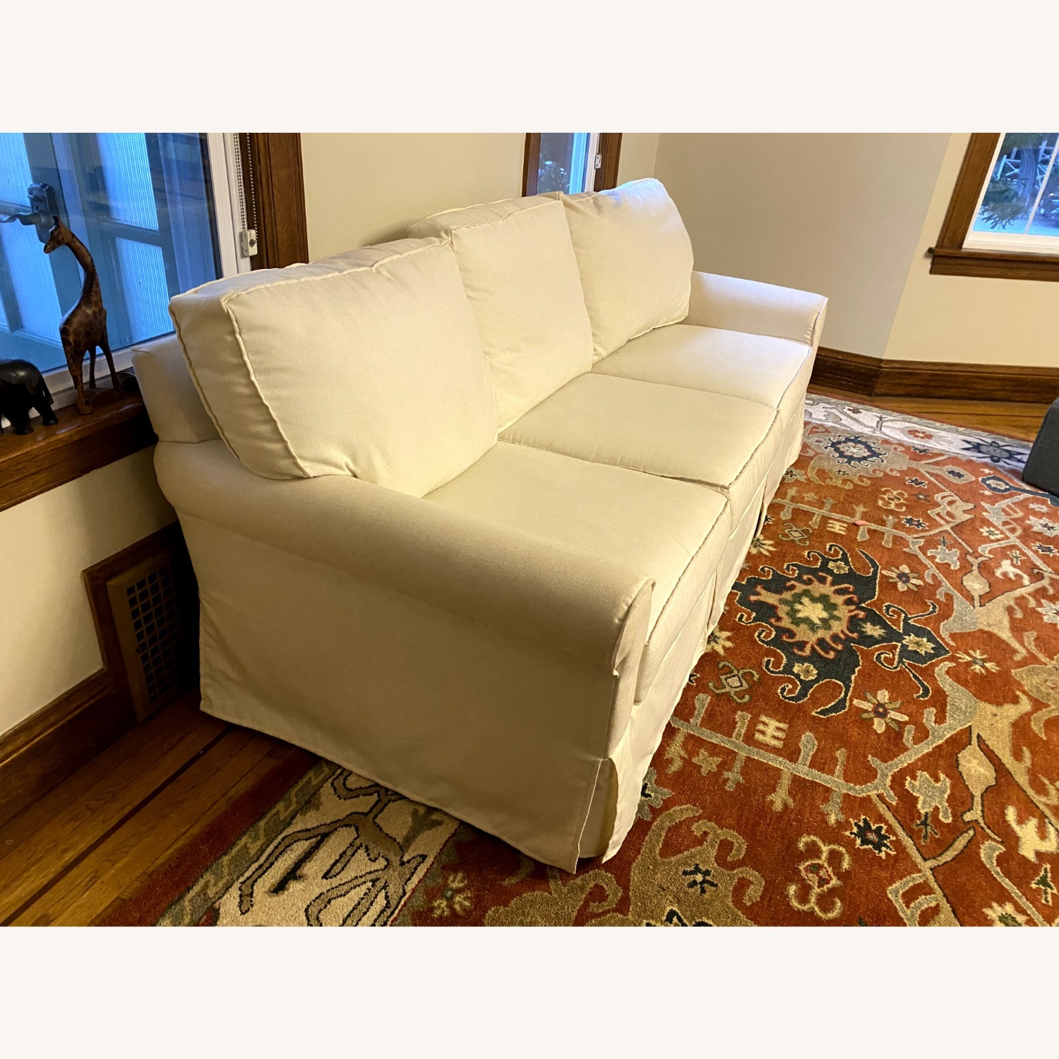 Bassett Suffolk Sofa 3 Seater - image-6