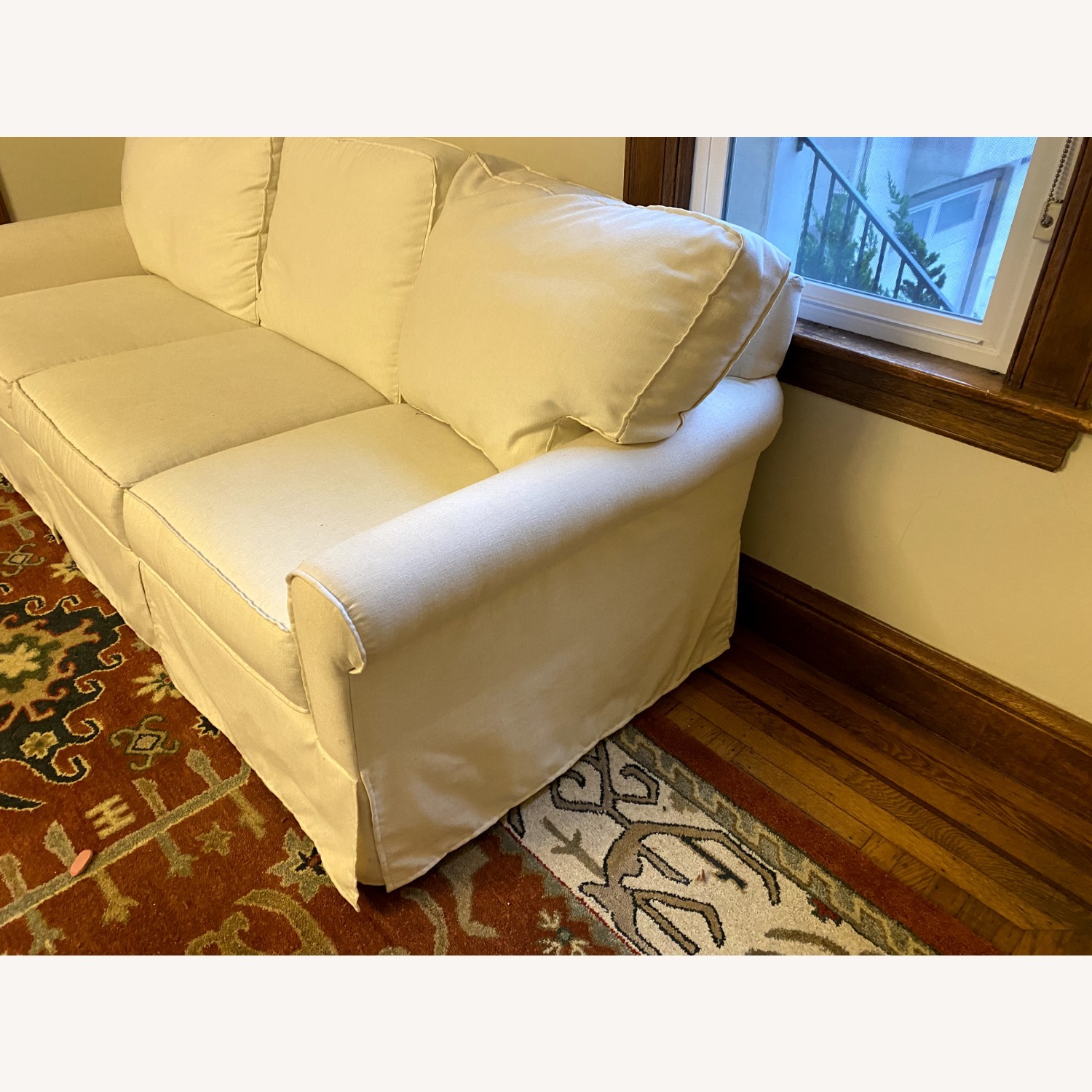 Bassett Suffolk Sofa 3 Seater - image-2