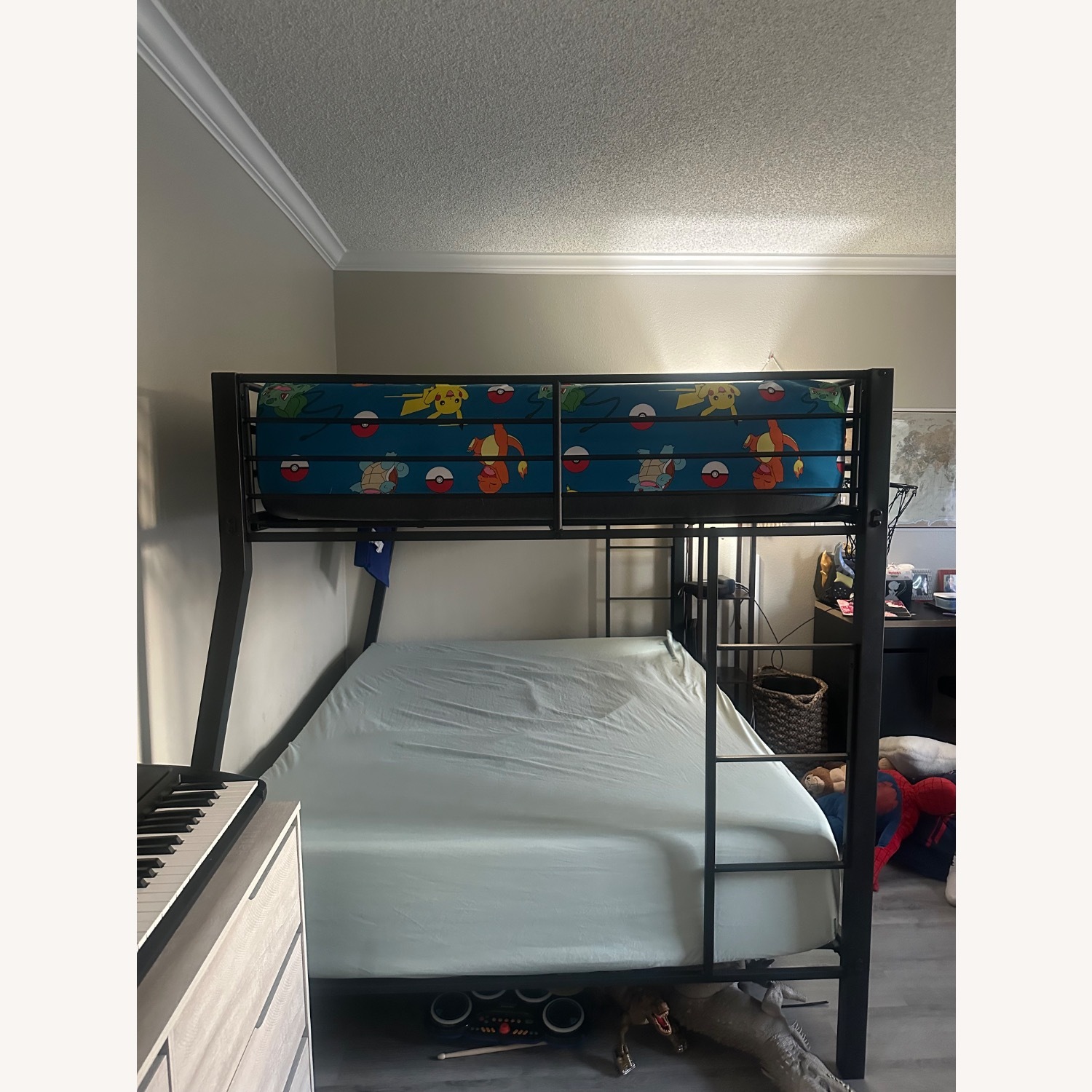  Black Metal Full Over Queen Bunk Bed  - image-1