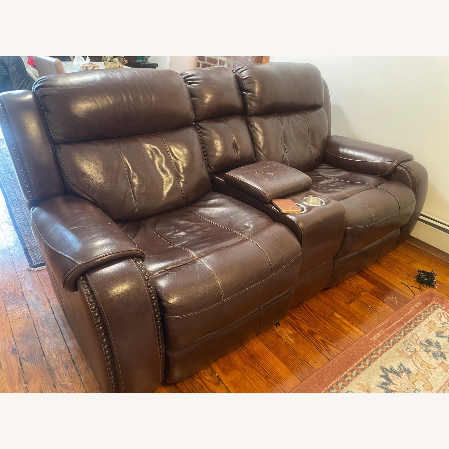 Bob's Discount Furniture 3+ Seater Sofa - image-2