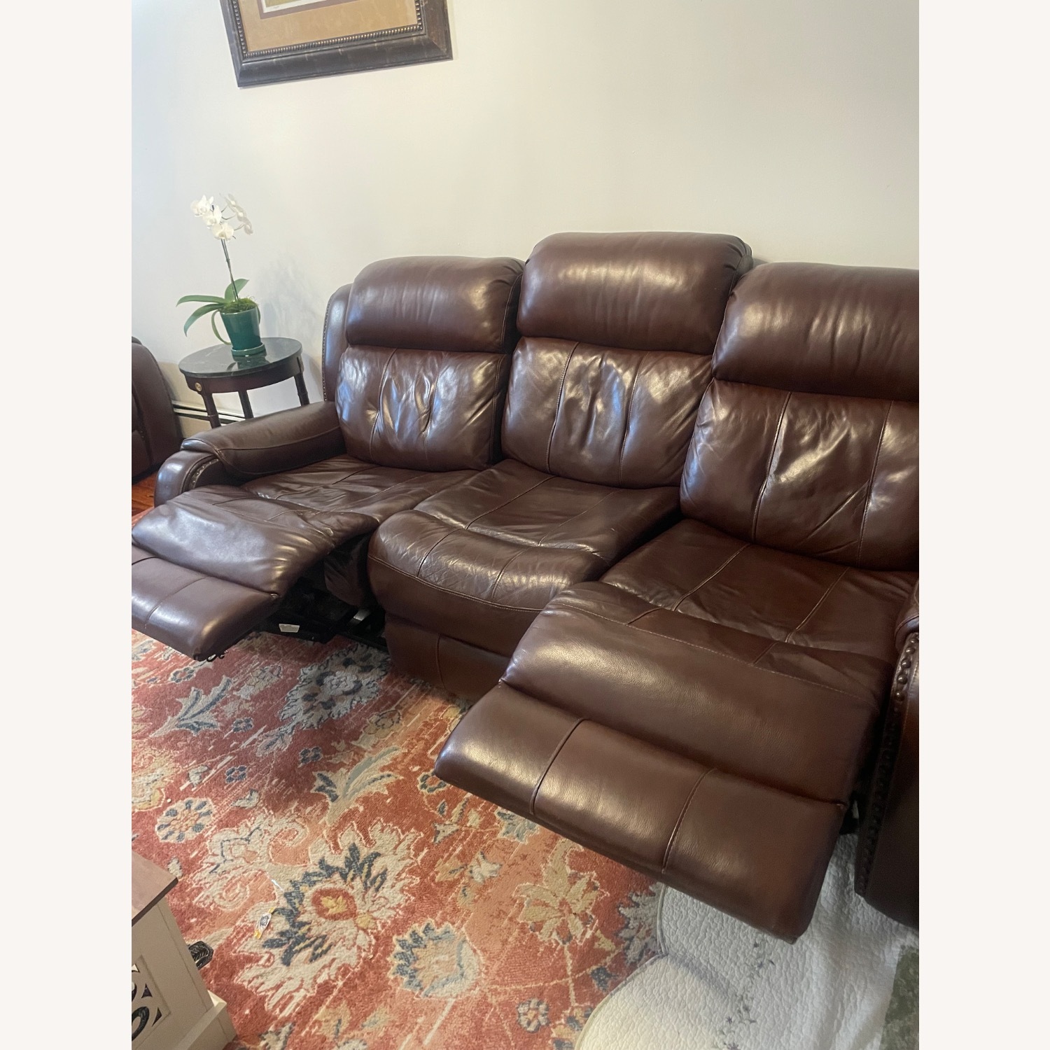 Bob's Discount Furniture 3+ Seater Sofa - image-4