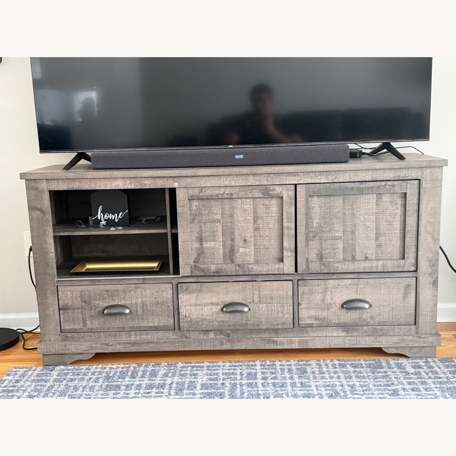 Raymour & Flanigan Josie TV Console - image-1