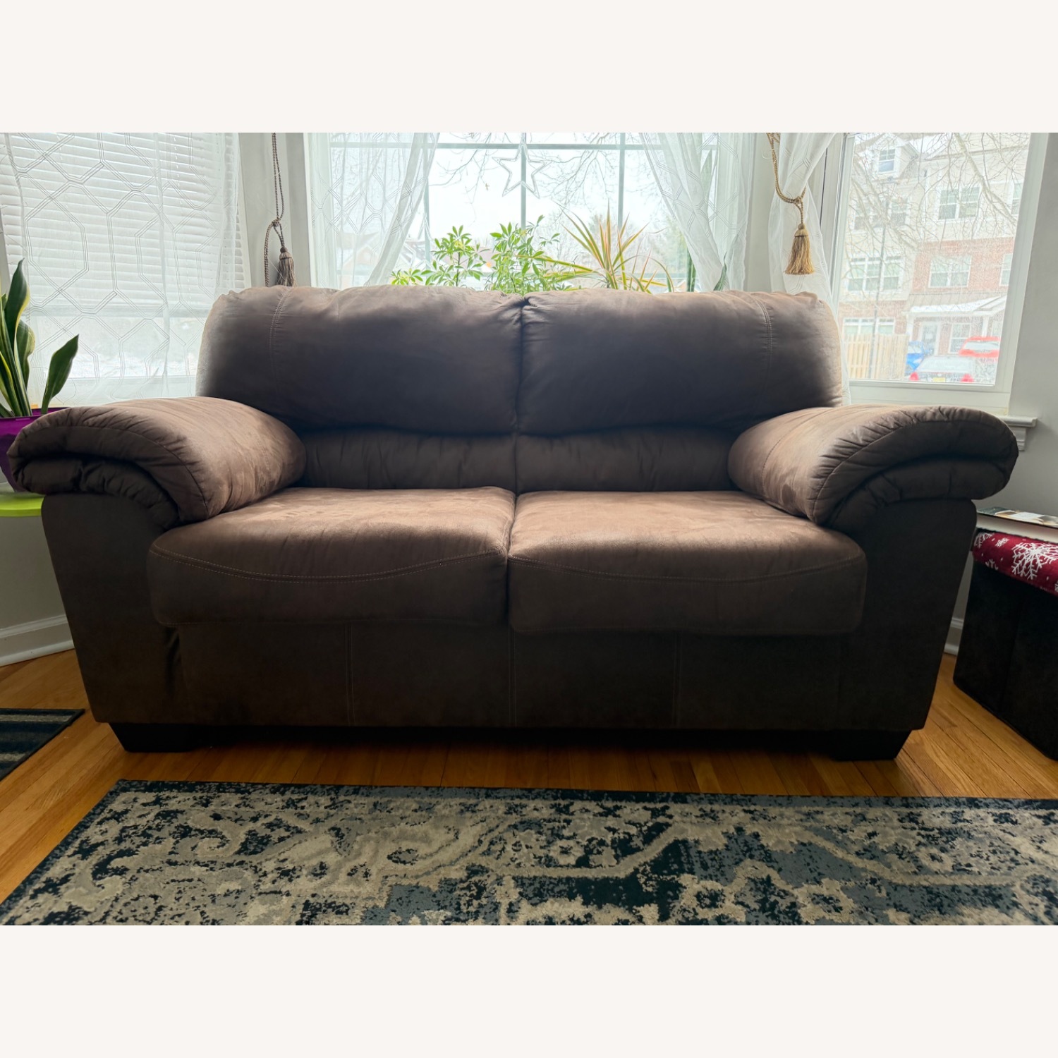 Raymour & Flanigan Loveseat  - image-3