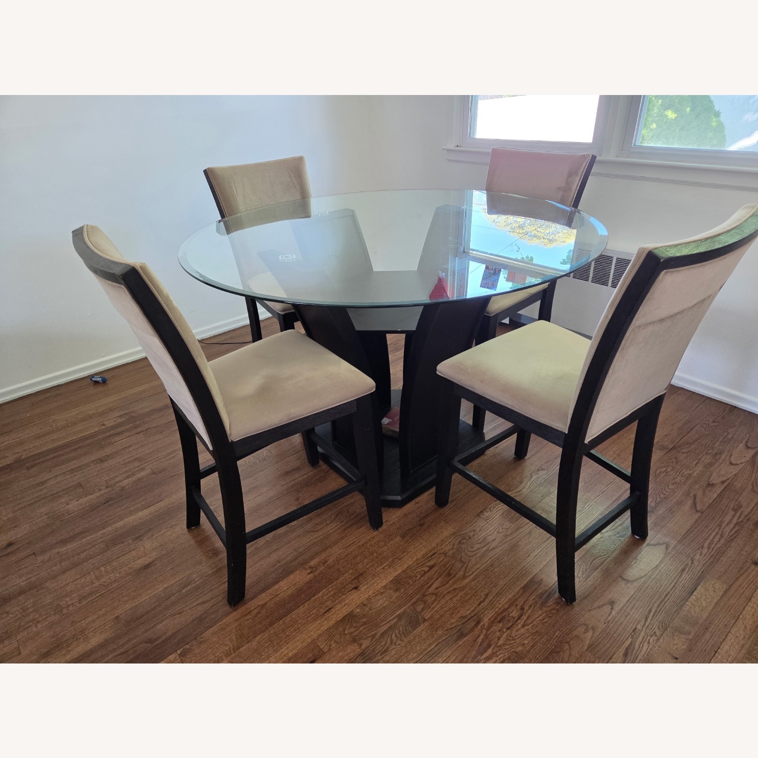 Round Dining Table with Chairs - image-3