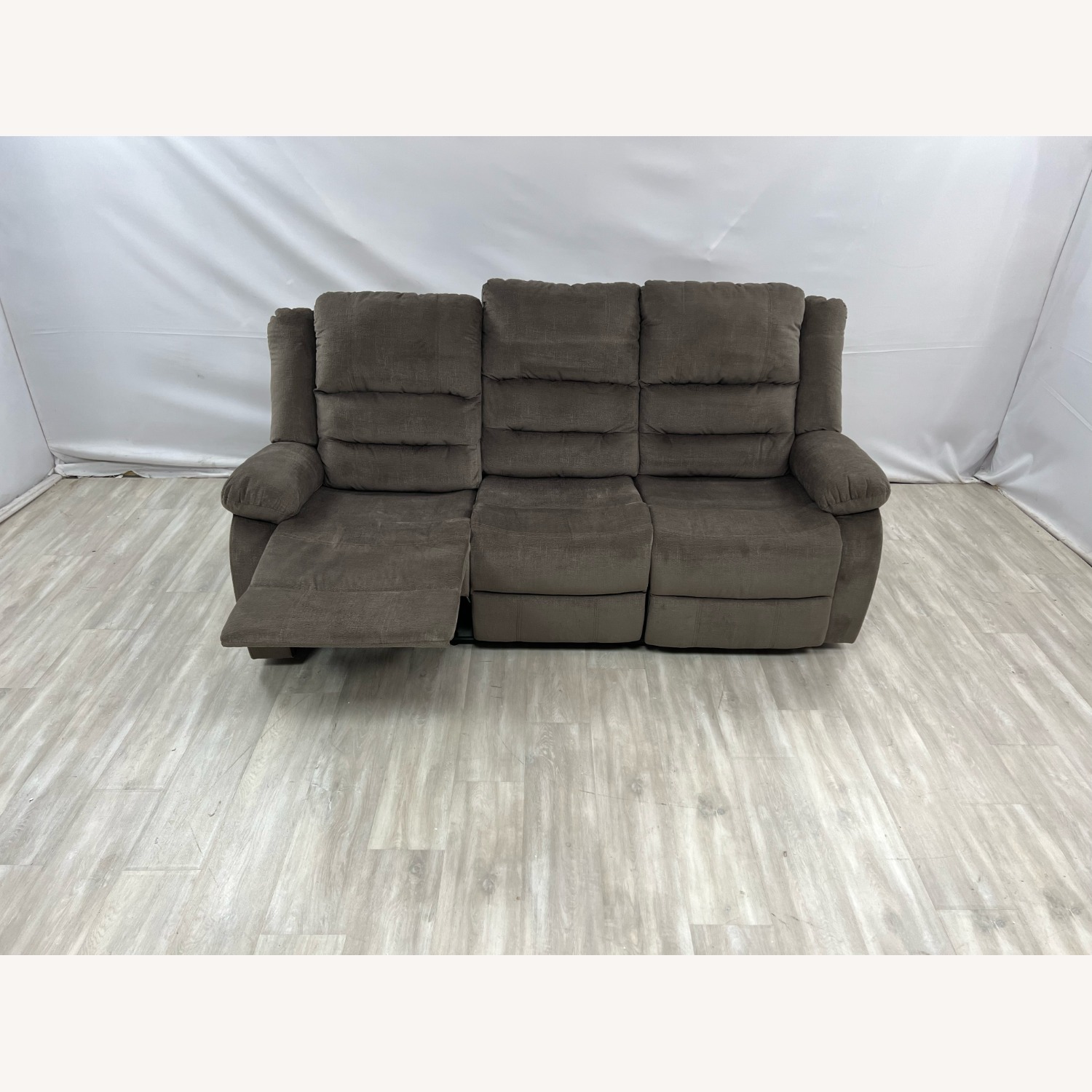 Ashley Furniture Tulen Manual Reclining Sofa - image-7