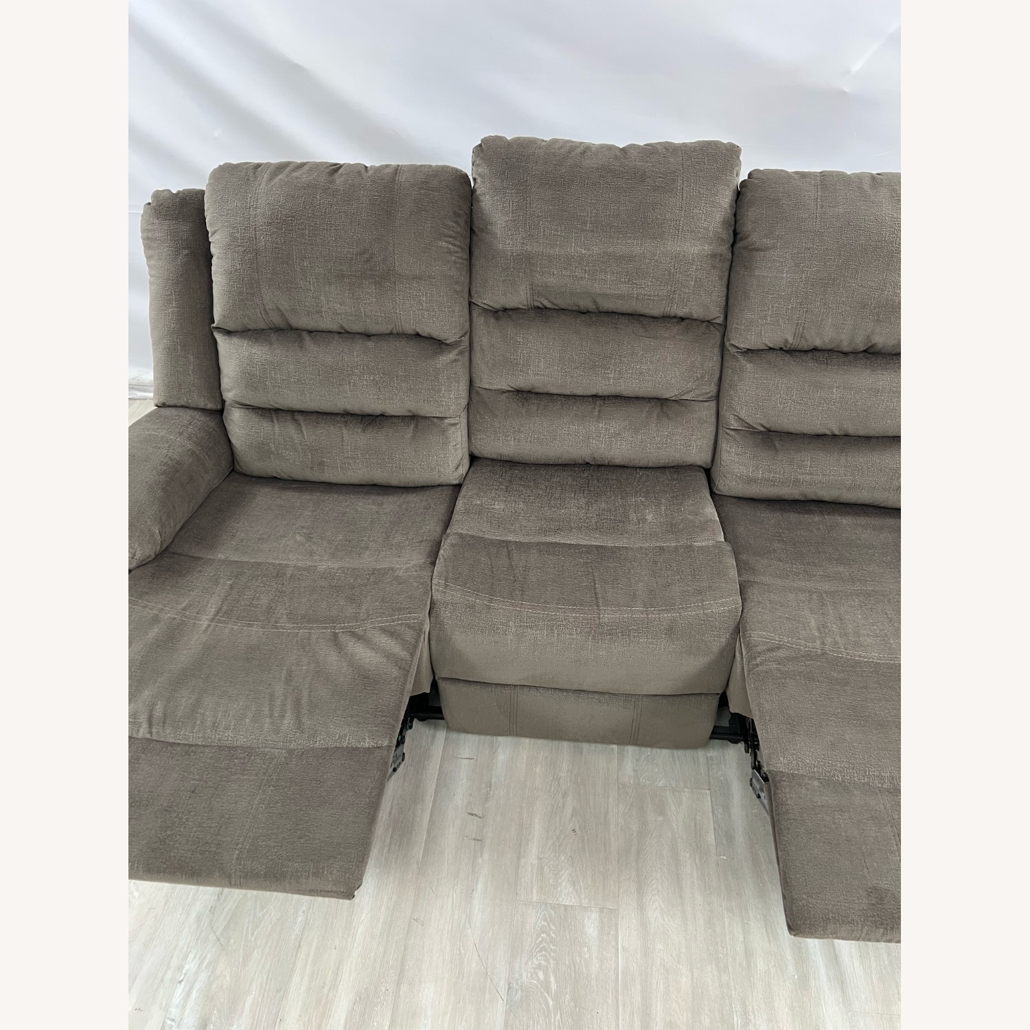 Ashley Furniture Tulen Manual Reclining Sofa - image-13