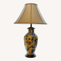 Chinoiserie-style Porcelain Table Lamp