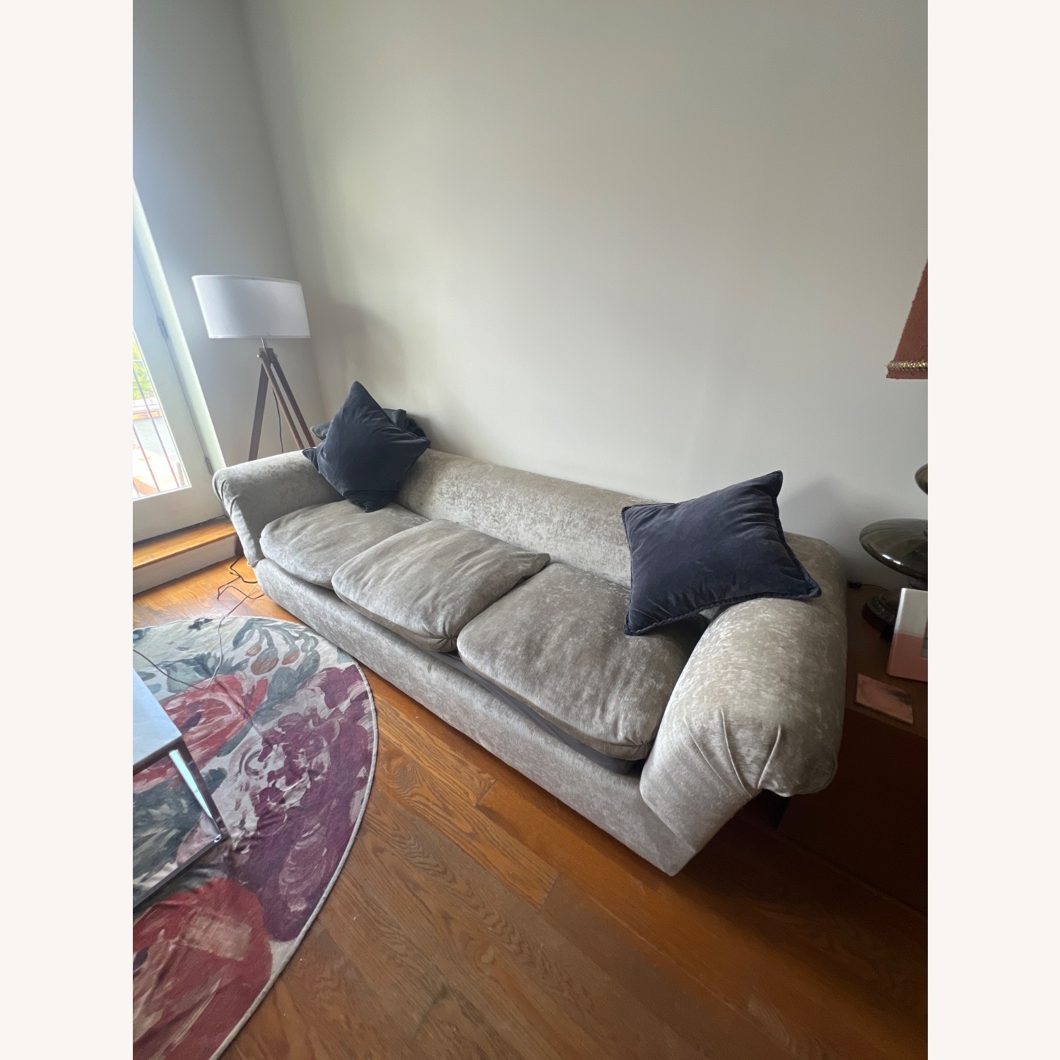 Vintage/Antique Silver 3+ Seater Sofa - image-3
