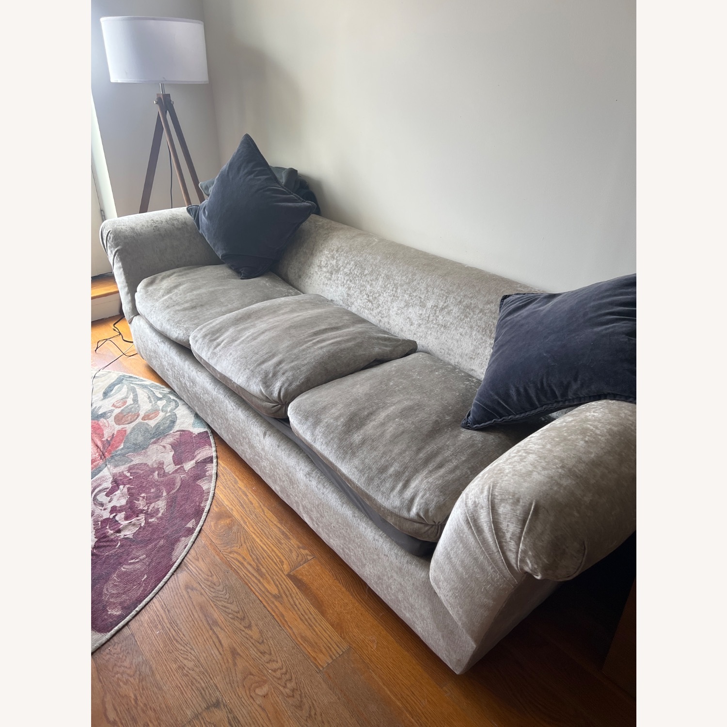 Vintage/Antique Silver 3+ Seater Sofa - image-6