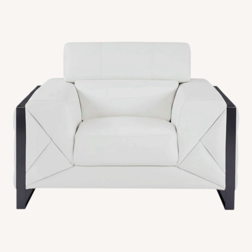 Used White Leather Armchair for sale on AptDeco