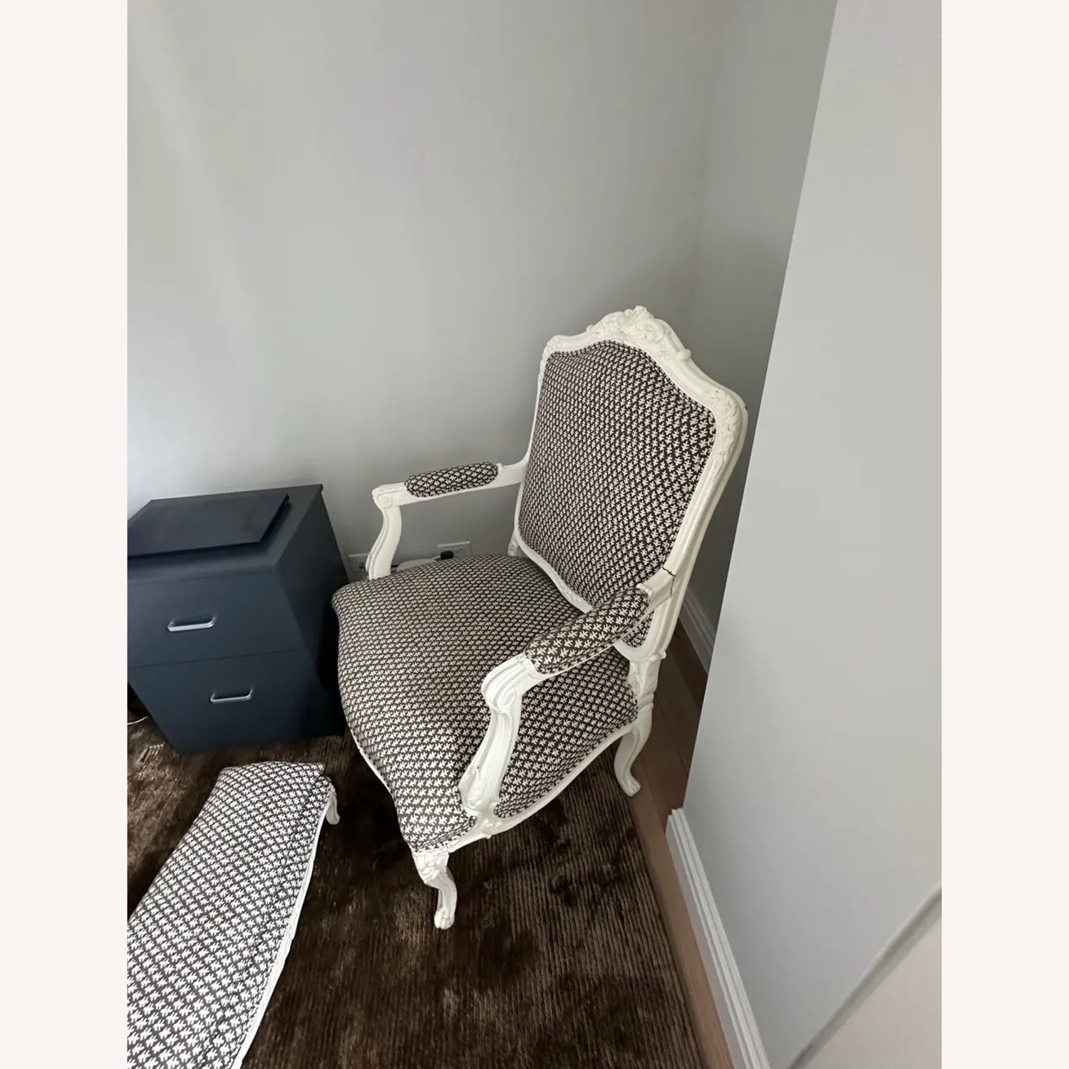 Vintage/Antique White Wood Accent Chair - image-2