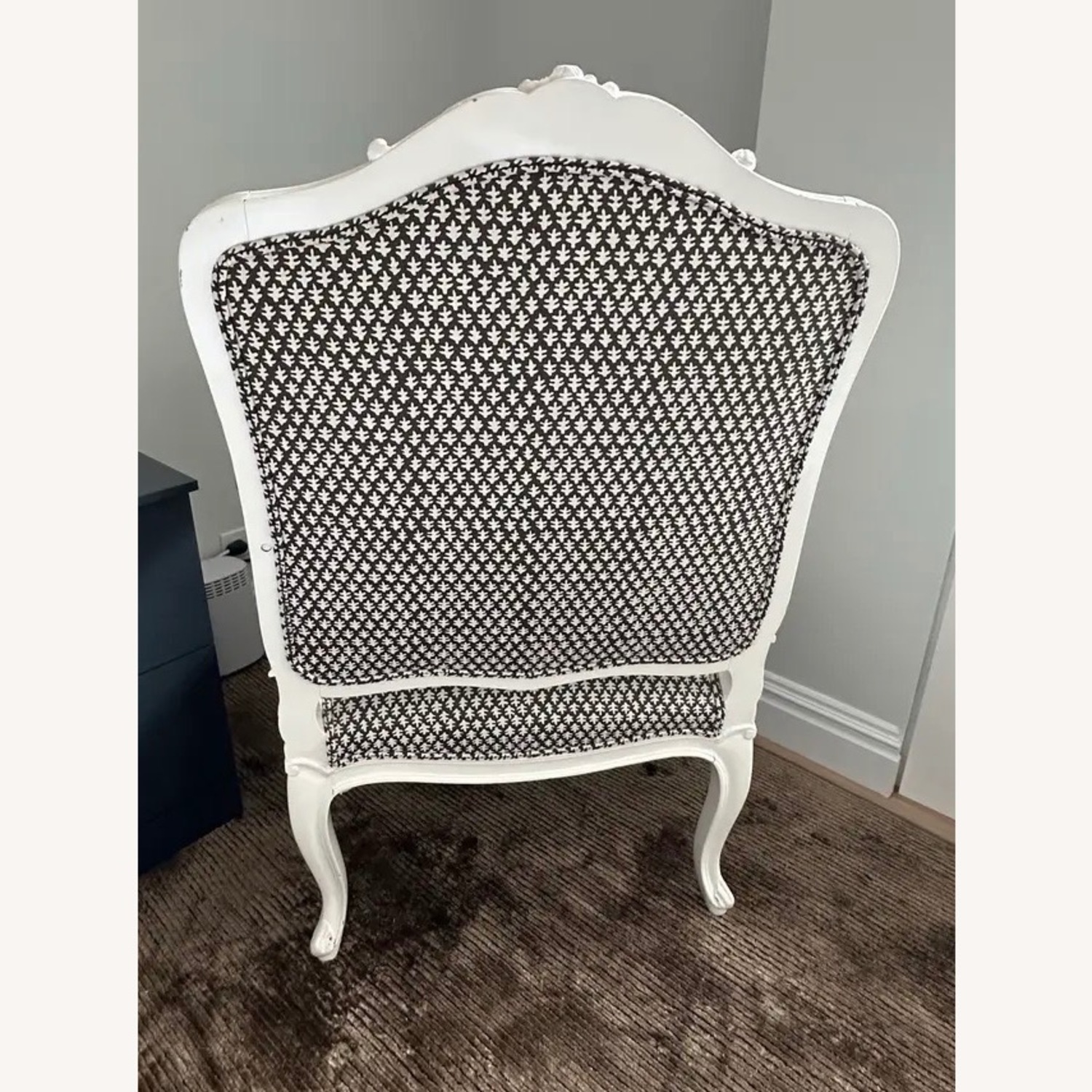 Vintage/Antique White Wood Accent Chair - image-9