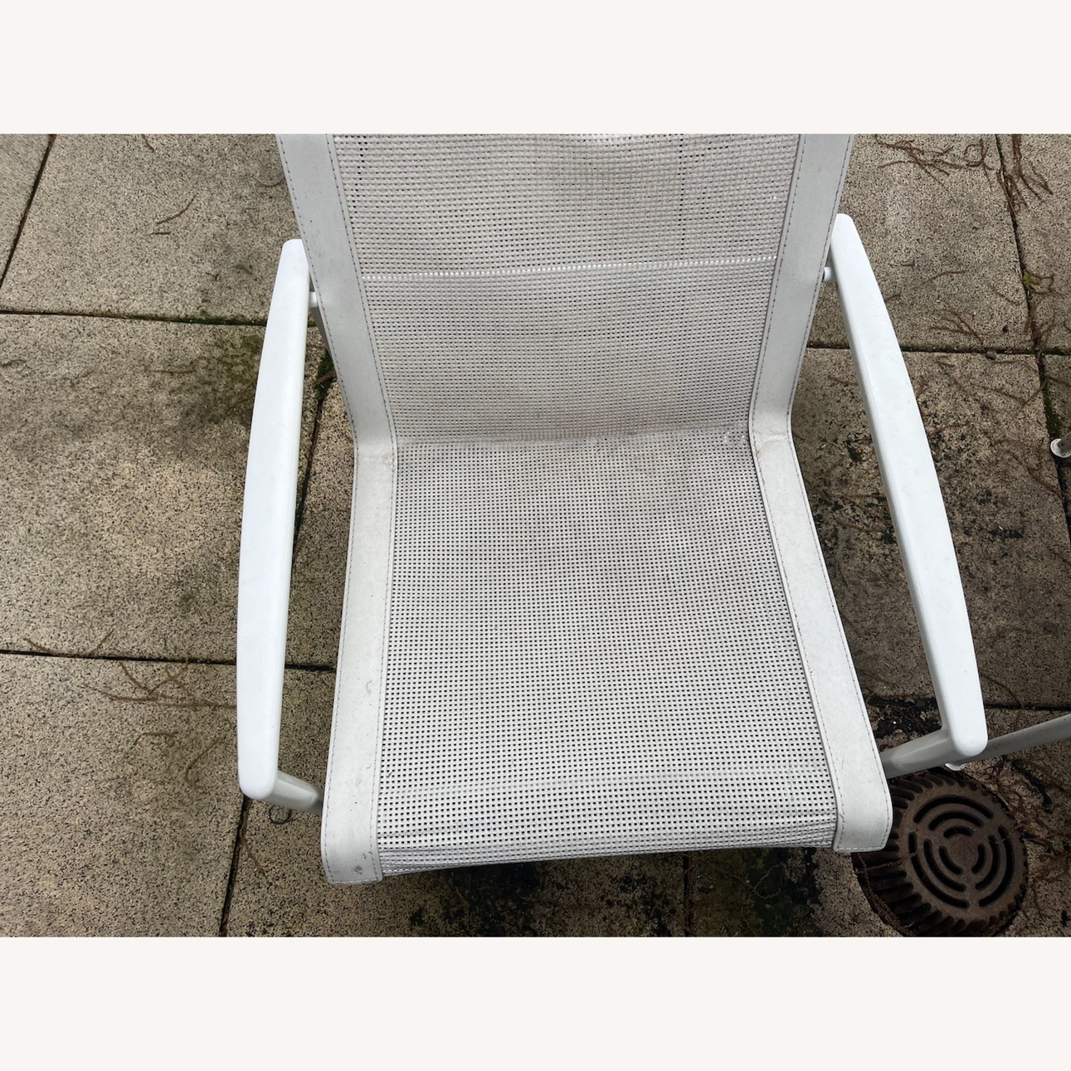 Knoll White Aluminum Patio Furniture - image-4