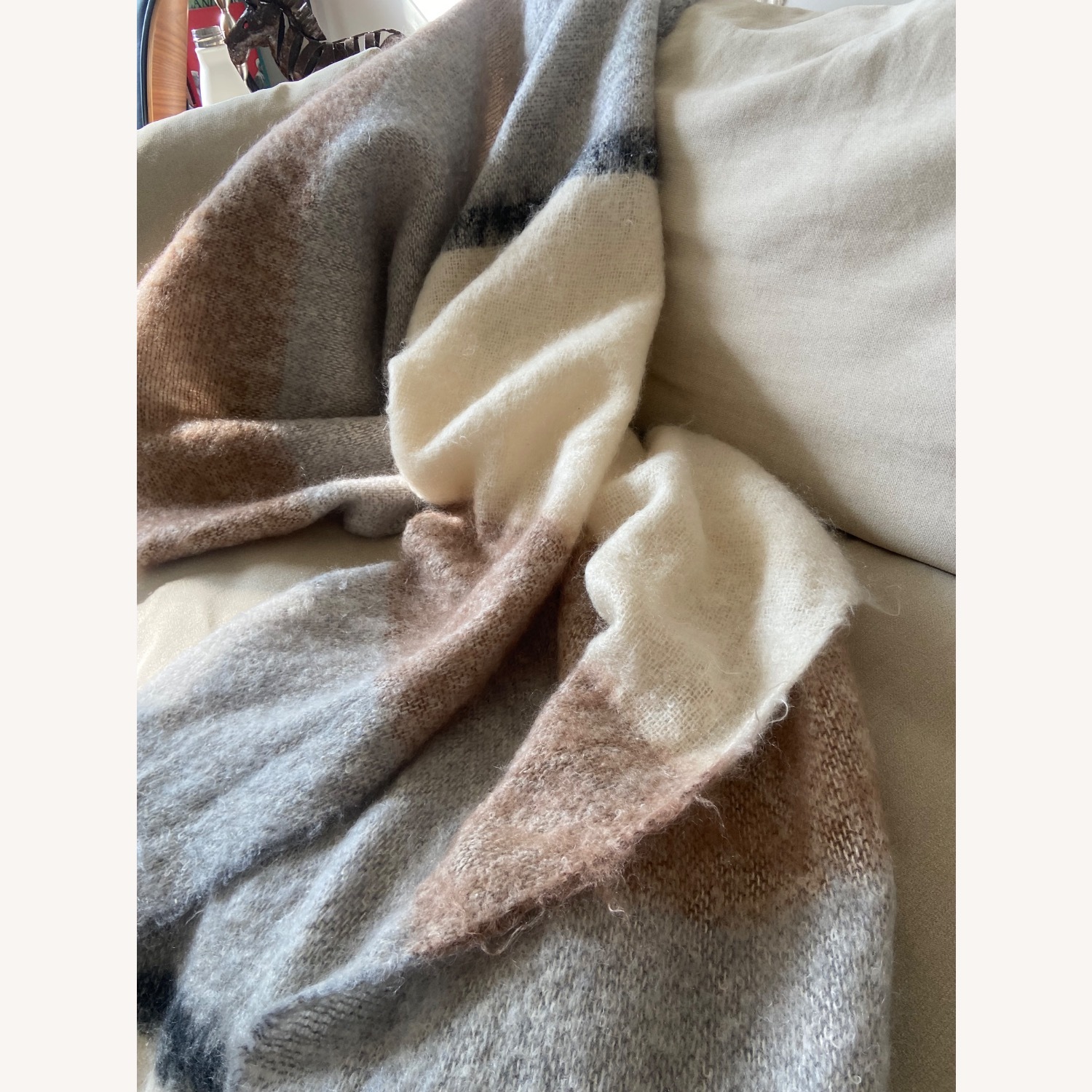 Contemporary Throw - image-3