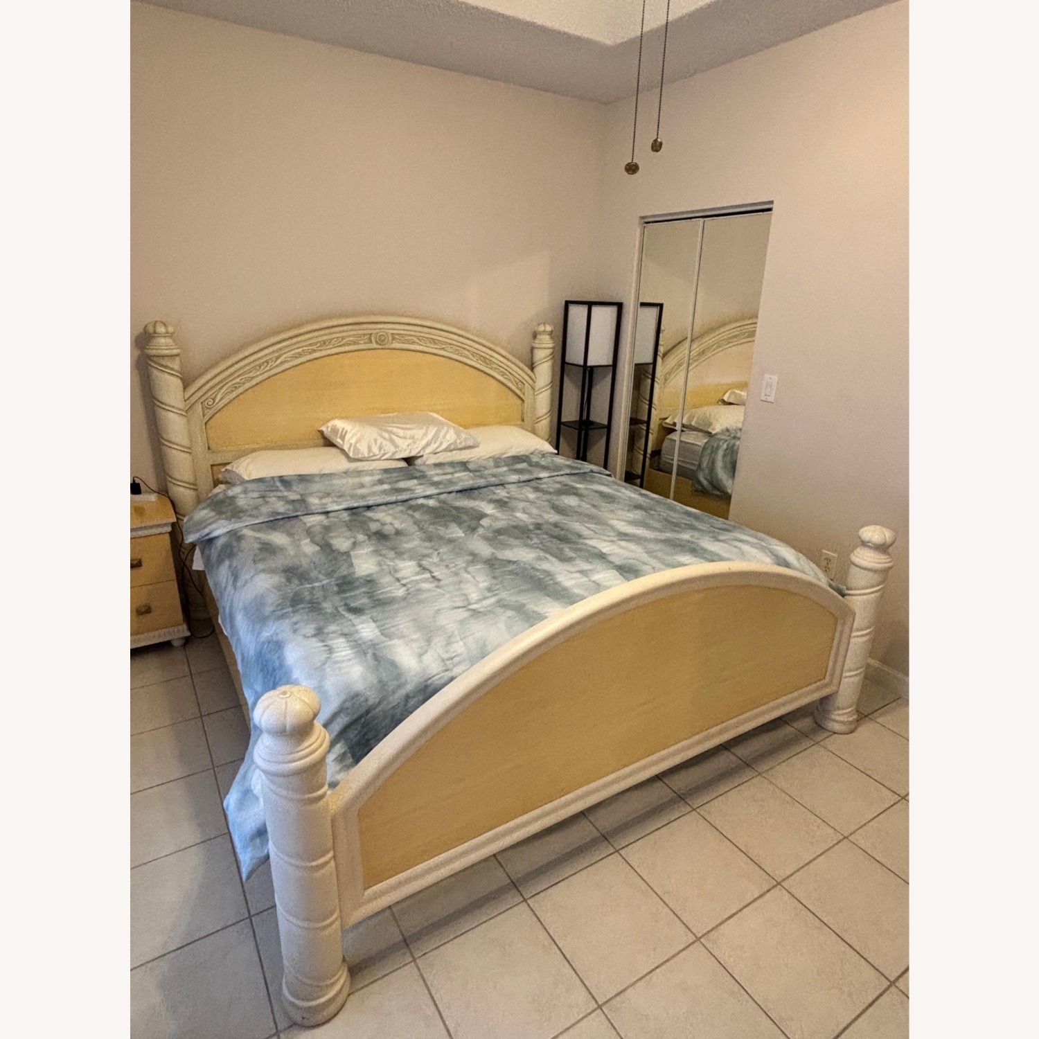 Natural King Bed - image-3