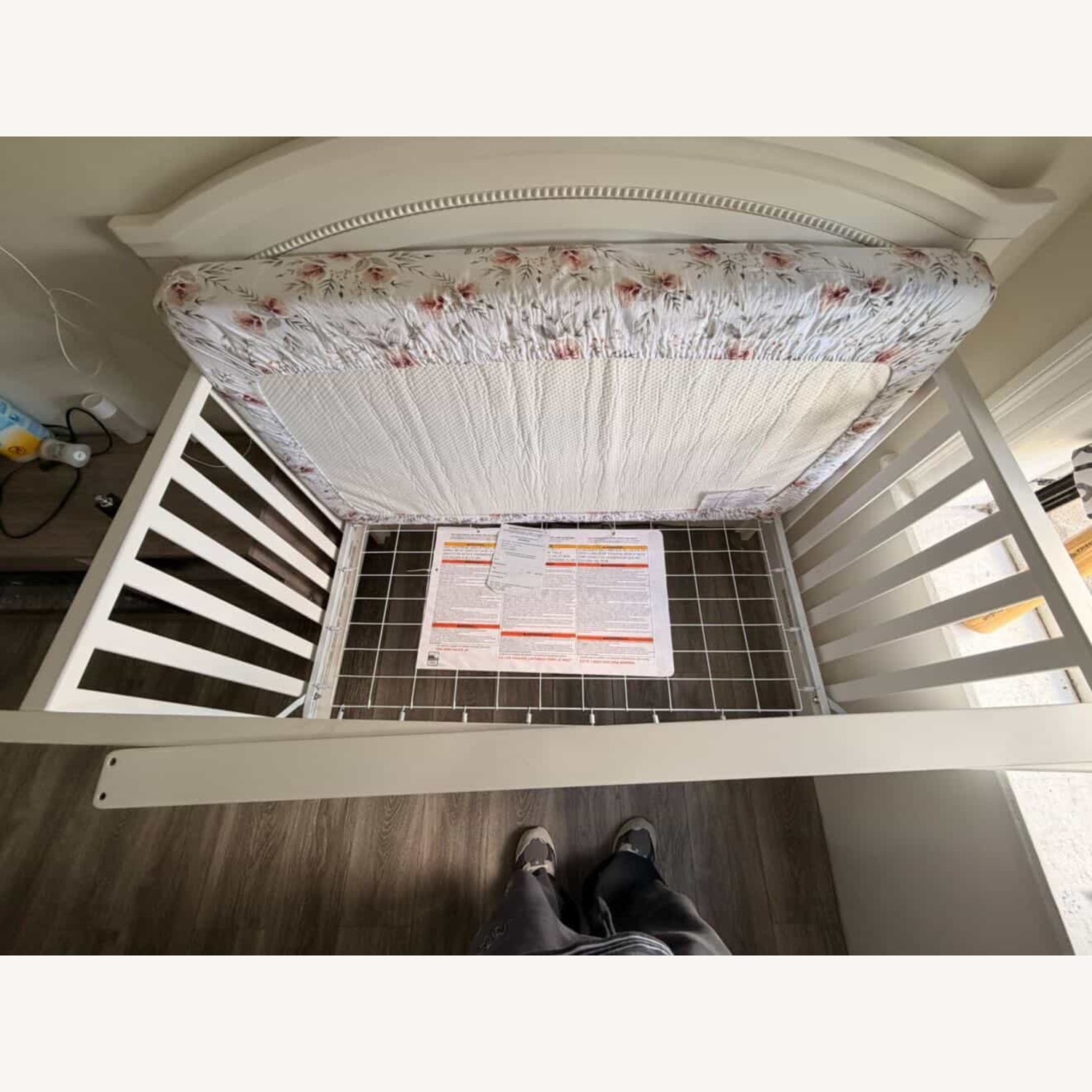 Simmons Kids SlumberTime Emma Baby Crib  - image-3