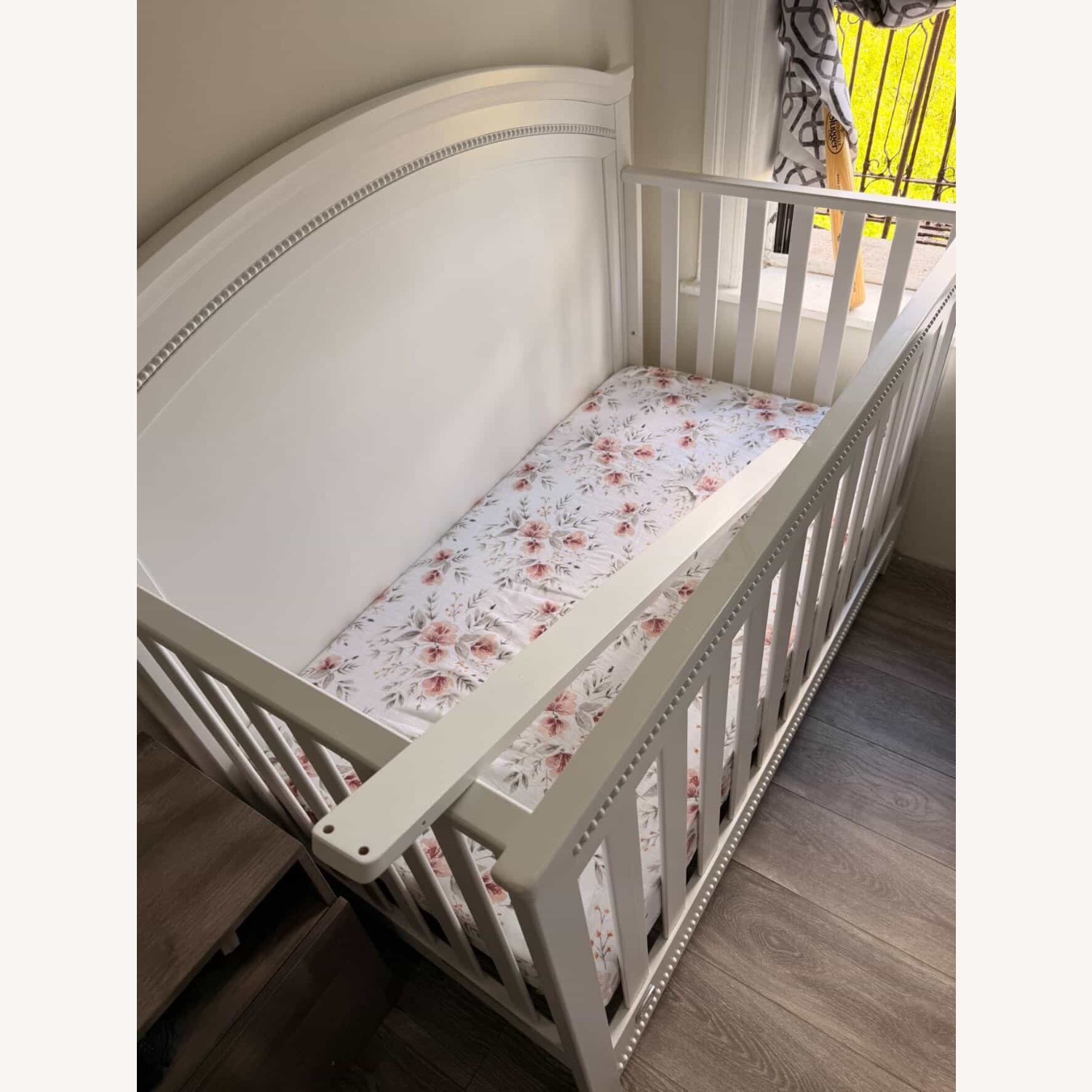 Simmons Kids SlumberTime Emma Baby Crib  - image-7