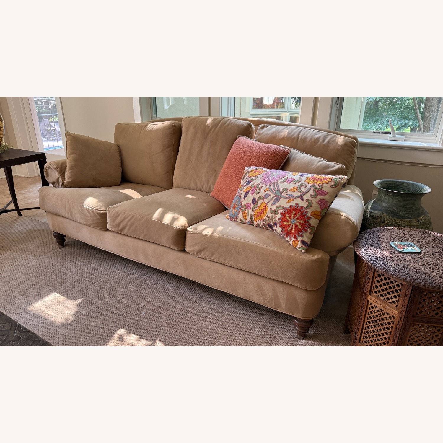 Ethan Allen Hyde 3 Seater Sofa - image-5