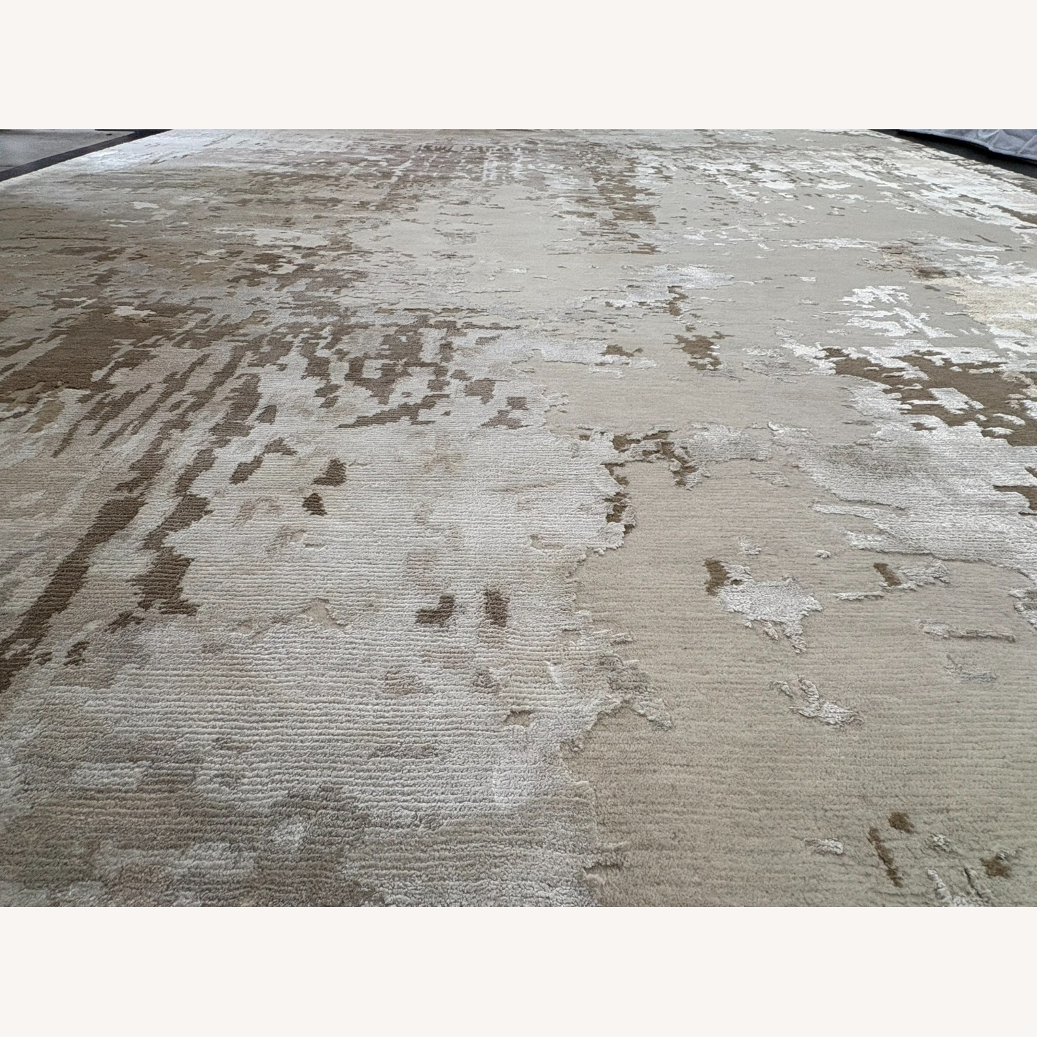 Restoration Hardware Riva Hand-Knotted Rug 9' × 12' - image-9