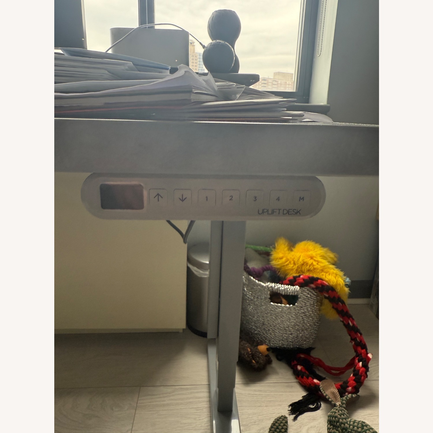 Adjustable Uplift V2 Desk  - image-5
