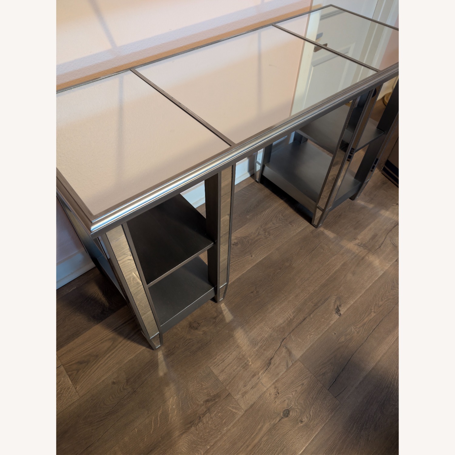 SEI Furniture Desk - image-2