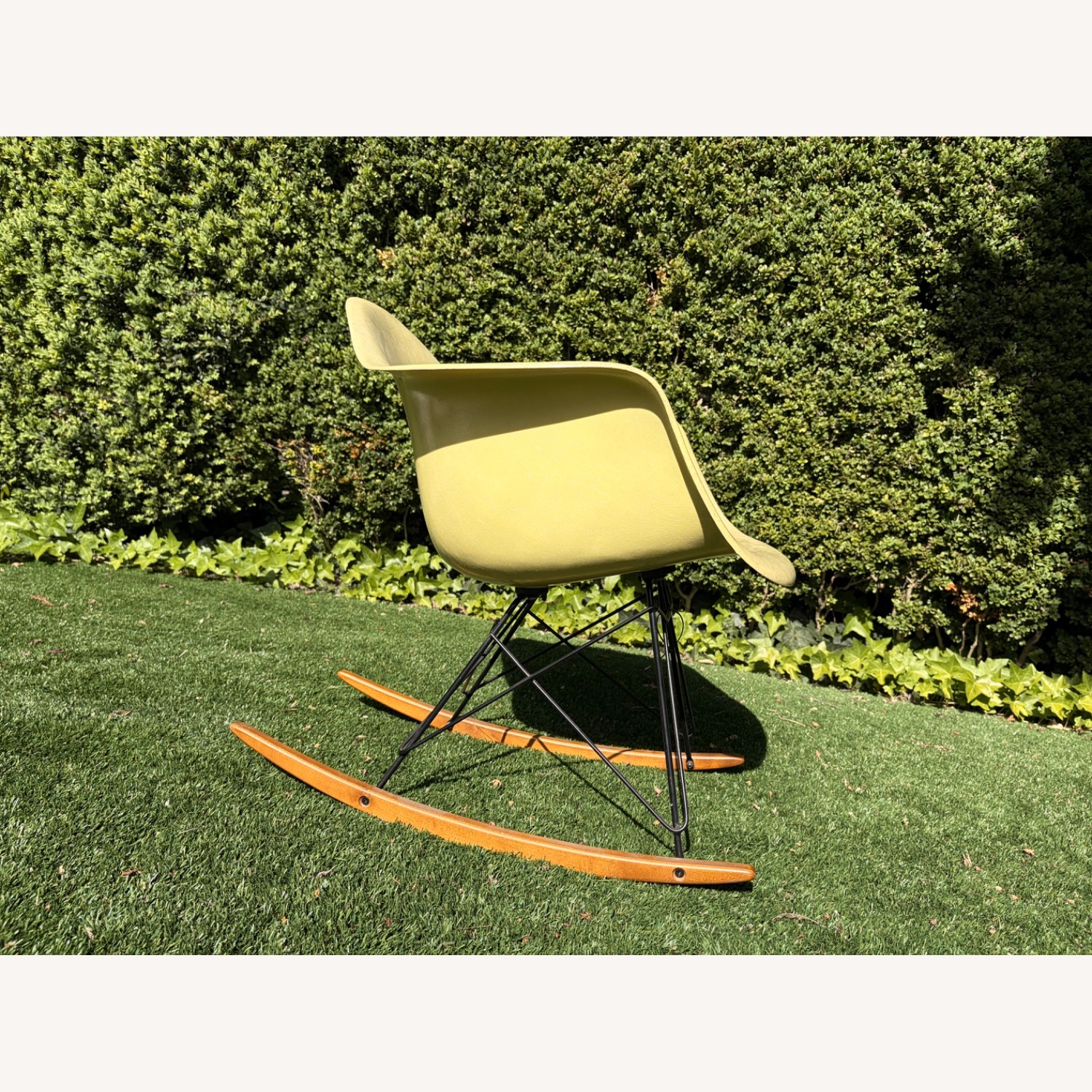 Eames RAR Fiberglass Rocker – Ochre Yellow - image-2