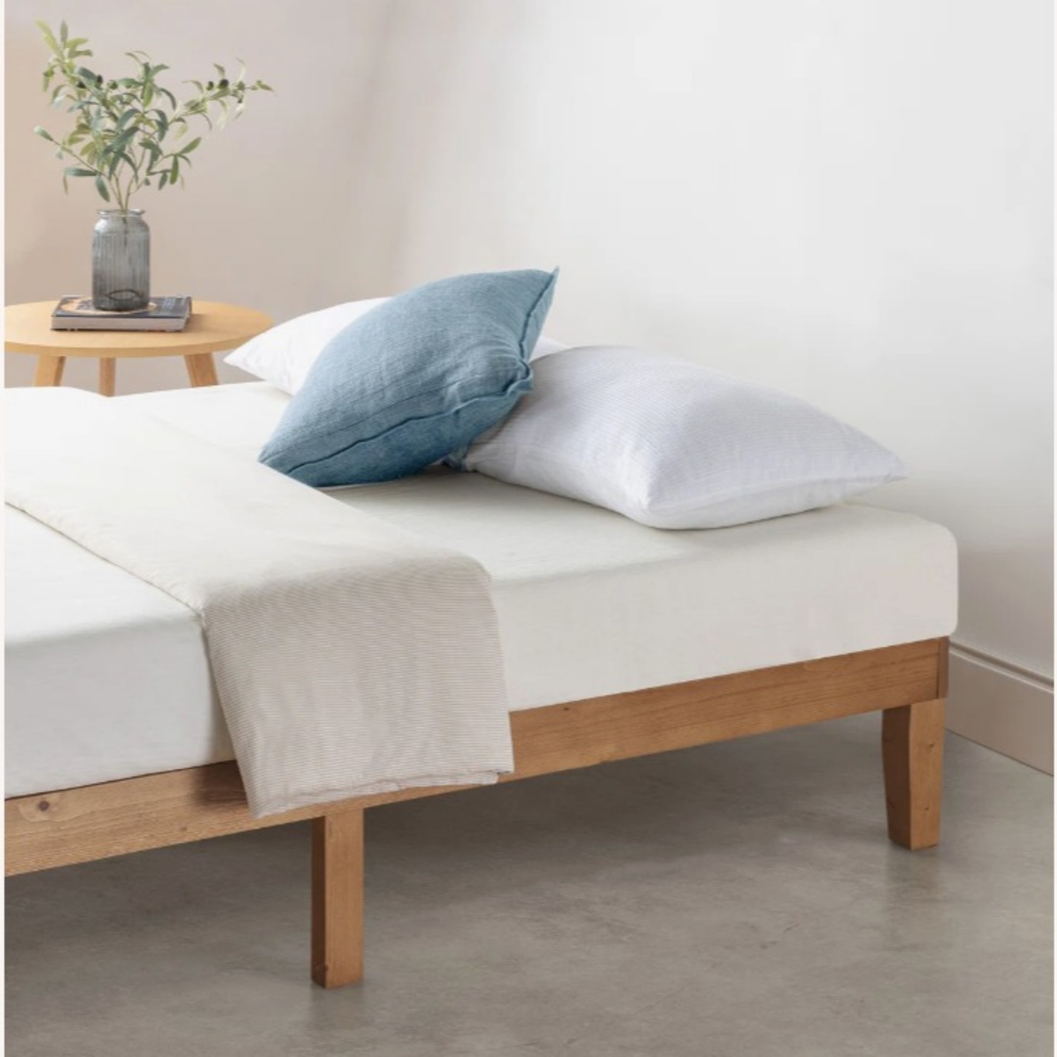 Harlow Solid Wood Platform Bed - image-4