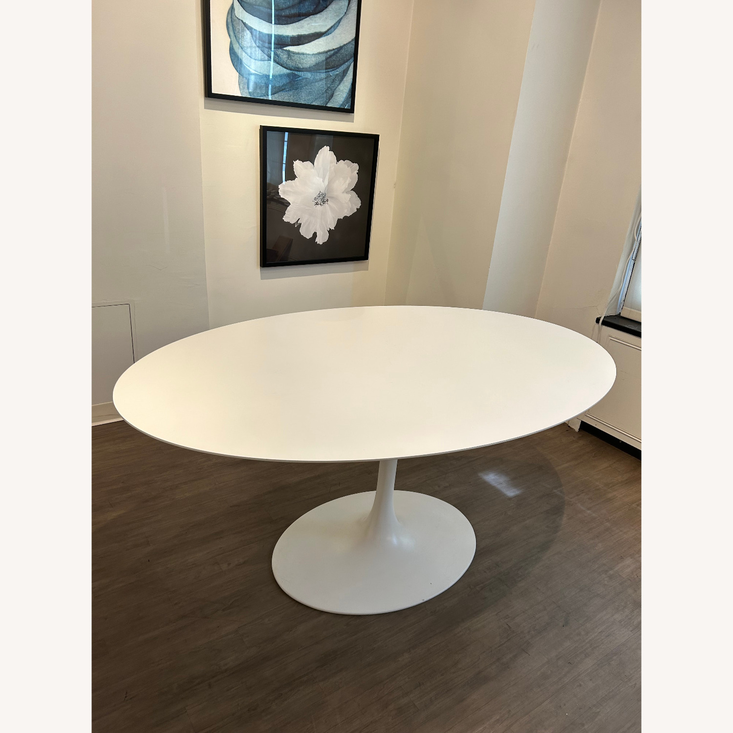 White Oval Dining Table Saarinen Style - image-3