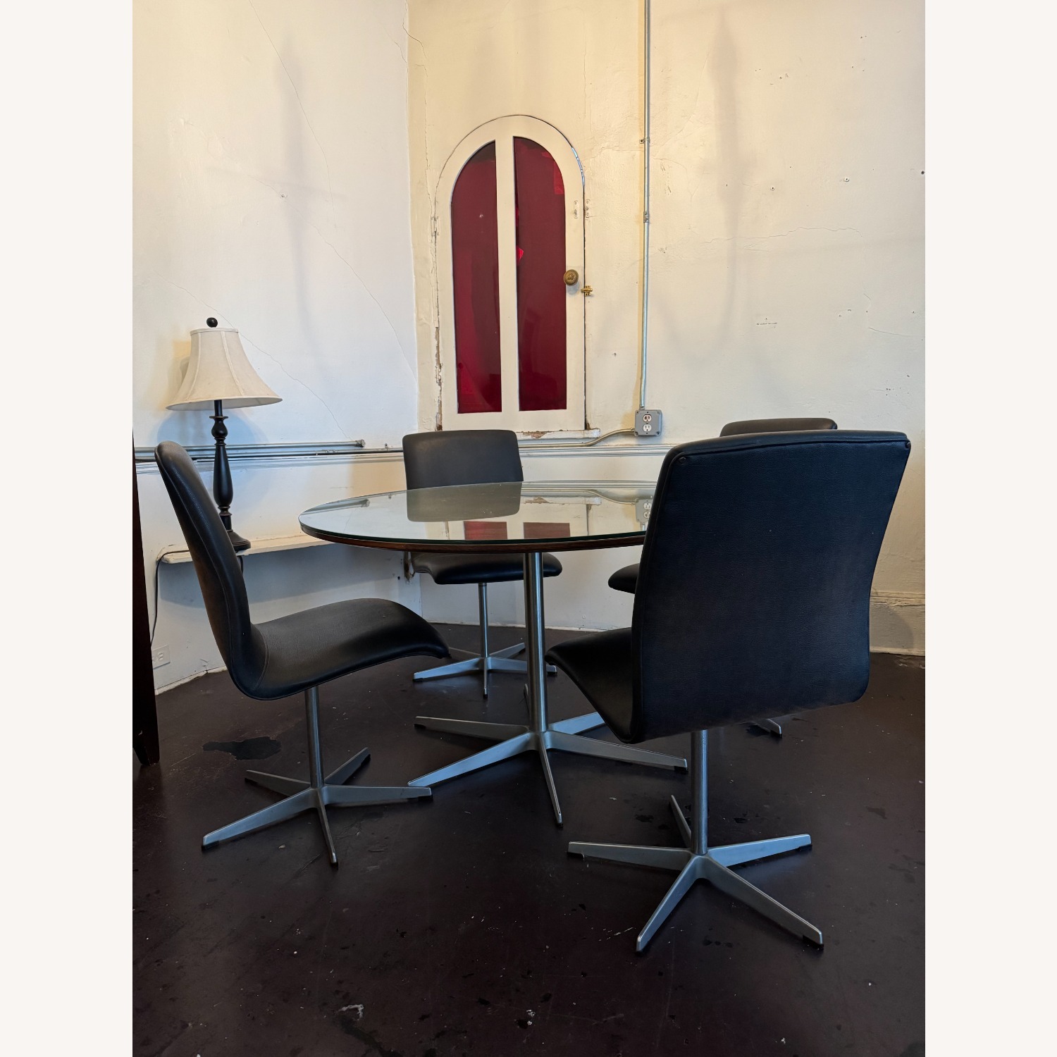 Fritz Hansen Arne Jacobsen Dining Set - image-1