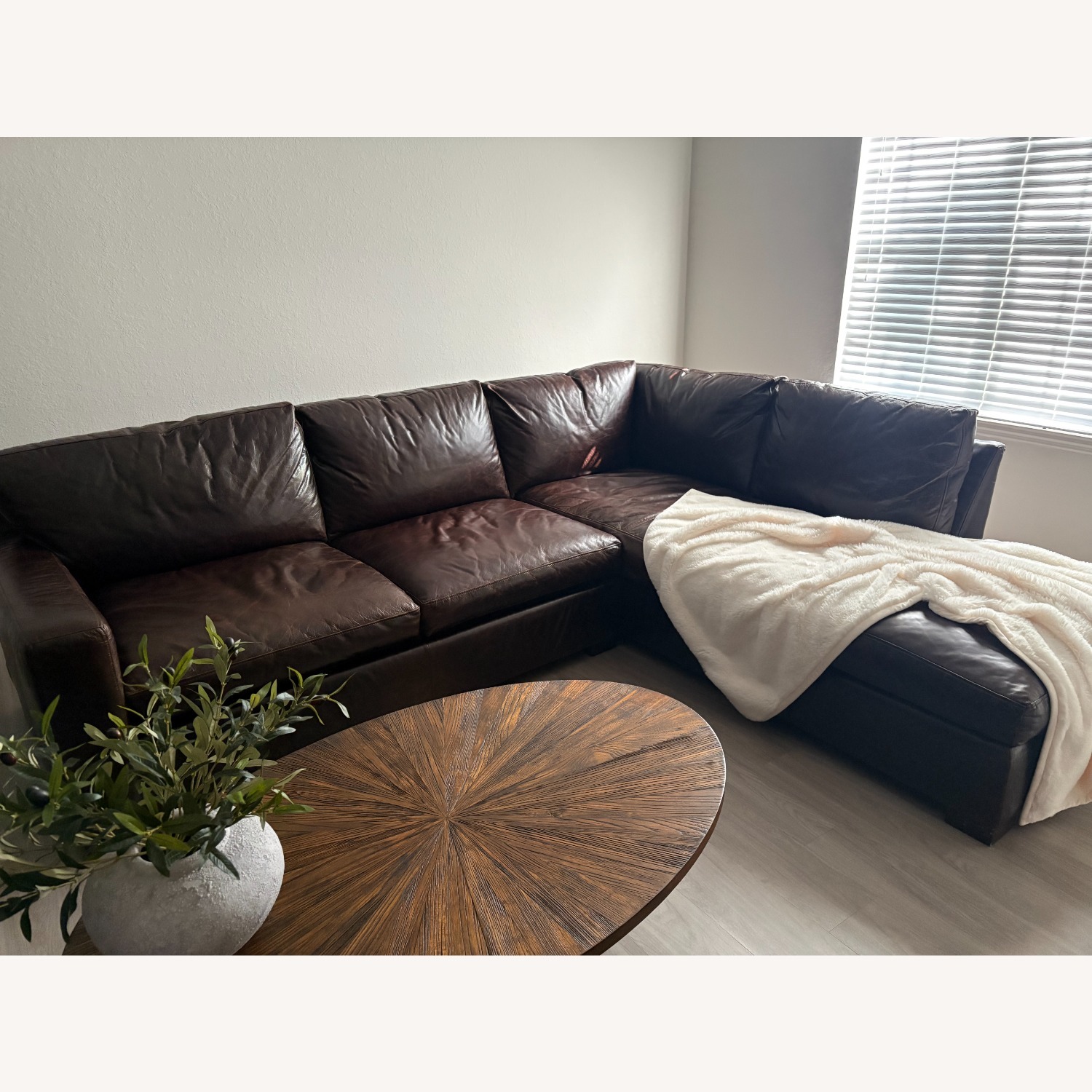 Genuine leather L-shape Sofa - image-1