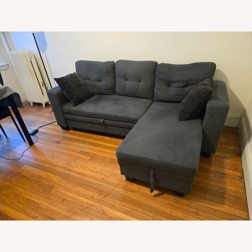 Used Extensible Sofa for sale on AptDeco