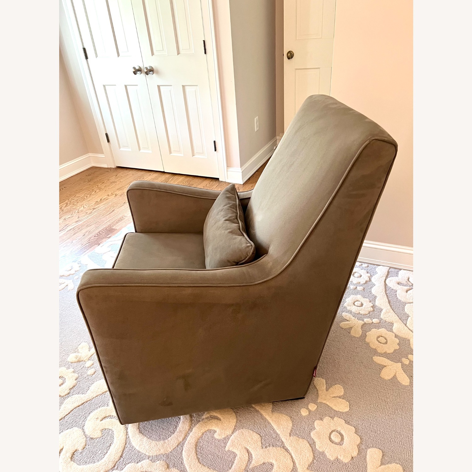 Monte Design Microsuede Nursing Chair & Ottoman - image-4