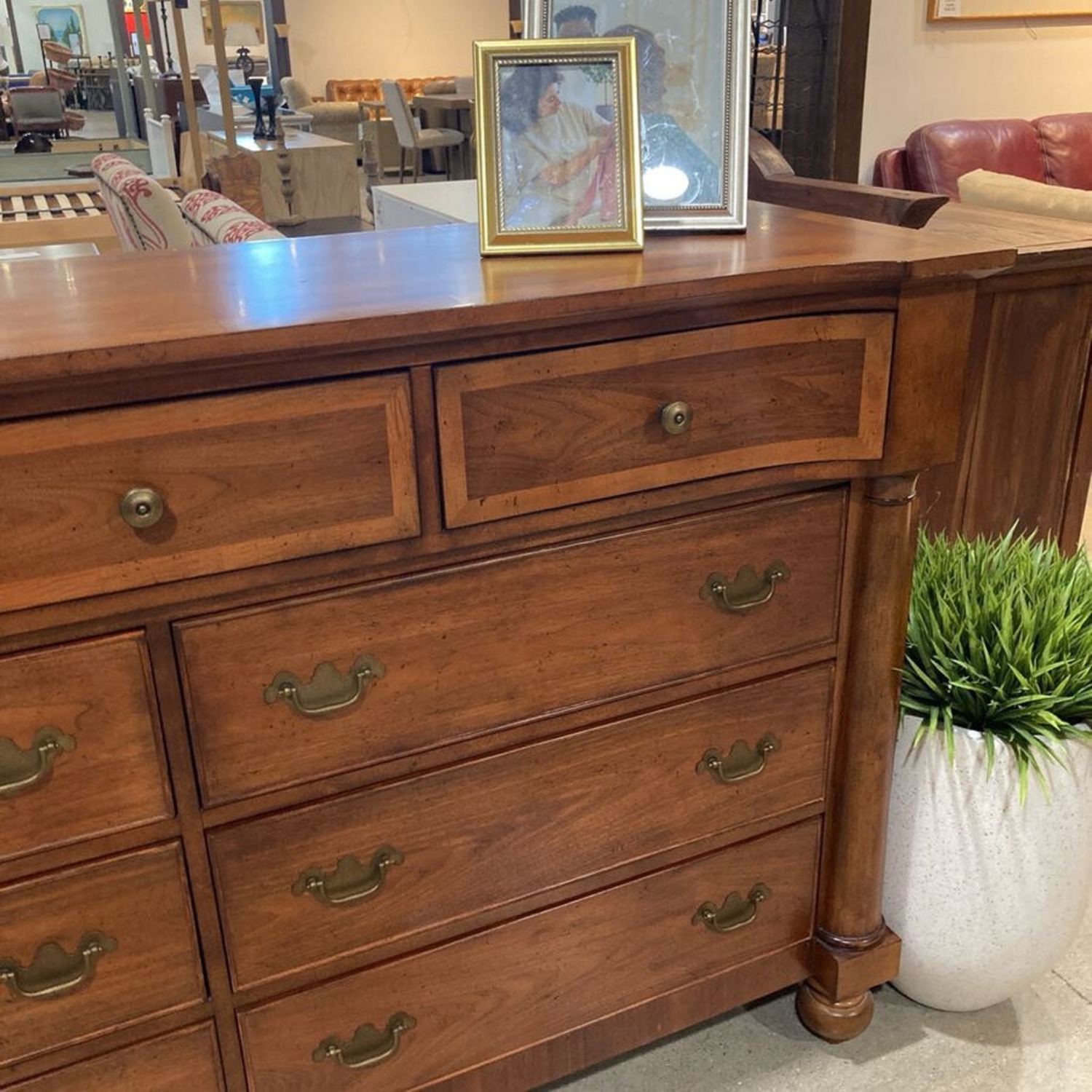 Lane Furniture Colonial 9-Drawer Dresser - image-5