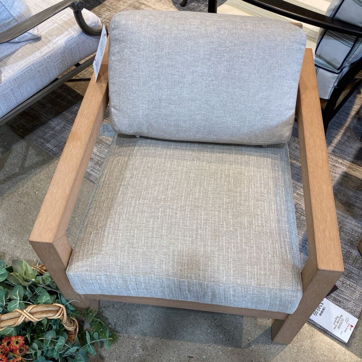Woodard Sierra NexTeak Spring Lounge Chair  - image-4