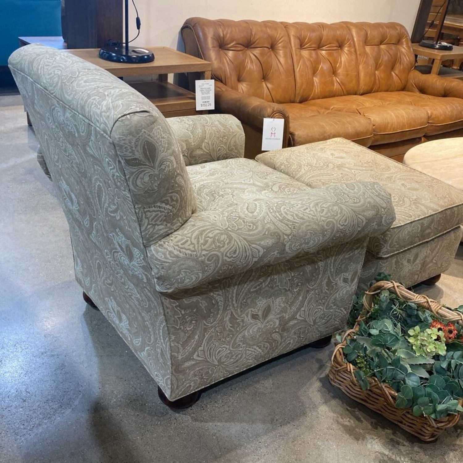 Traditional Upholstered Roll-Arm Accent Chair - image-11