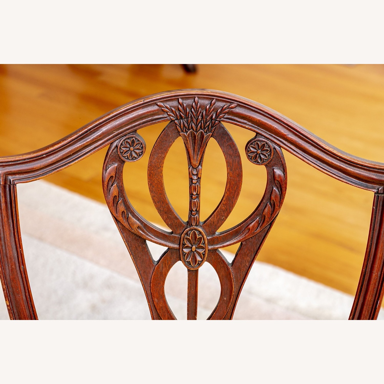 Pair English Mahogany Hepplewhite Chairs - image-4