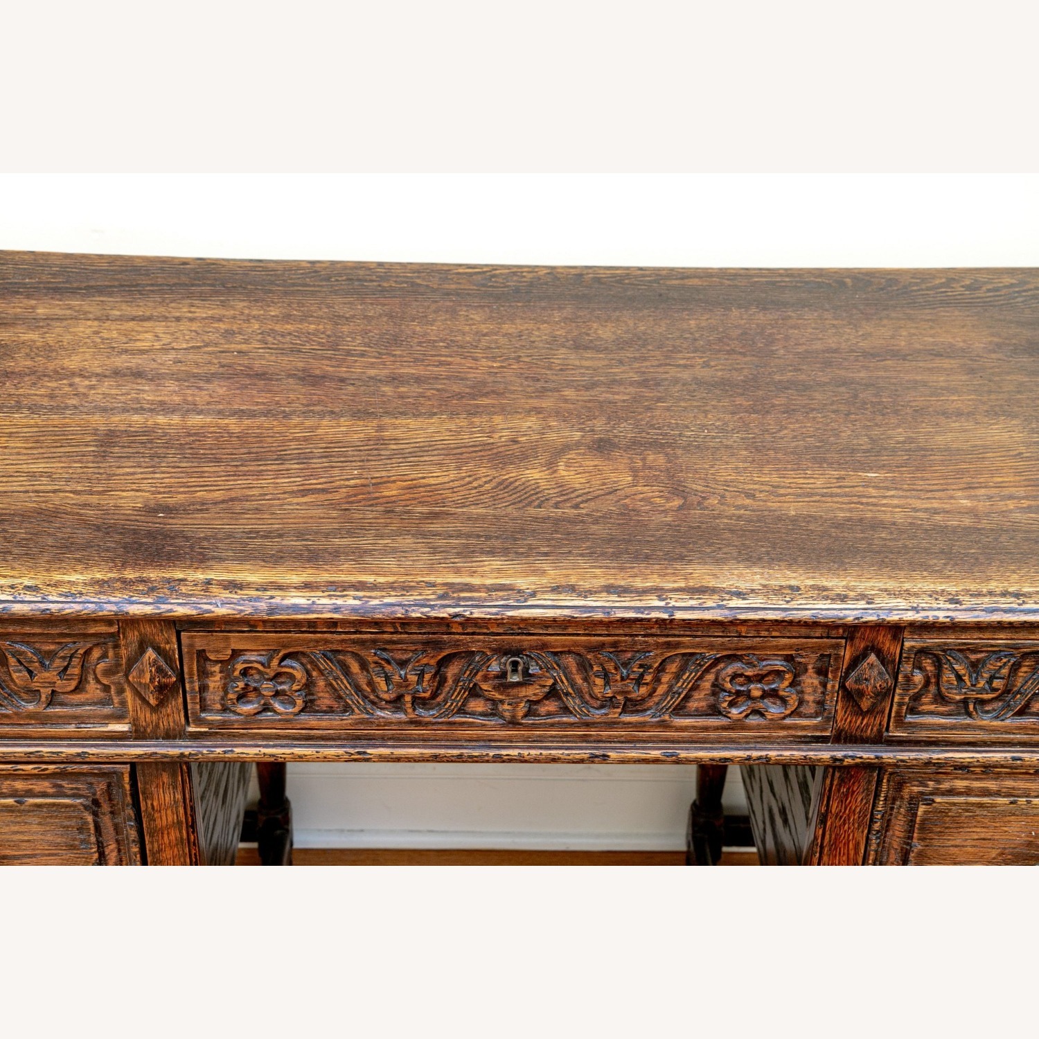 Feudal Oak Spanish Revival Carved Oak Desk Set - image-2