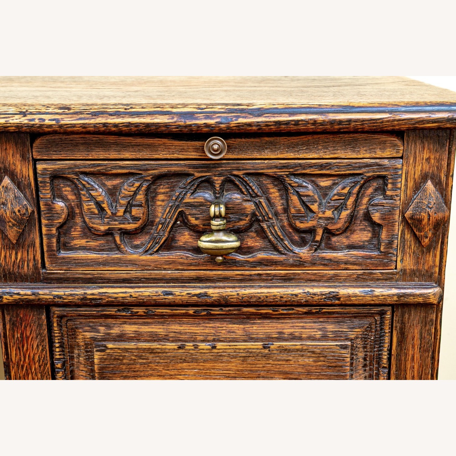 Feudal Oak Spanish Revival Carved Oak Desk Set - image-4