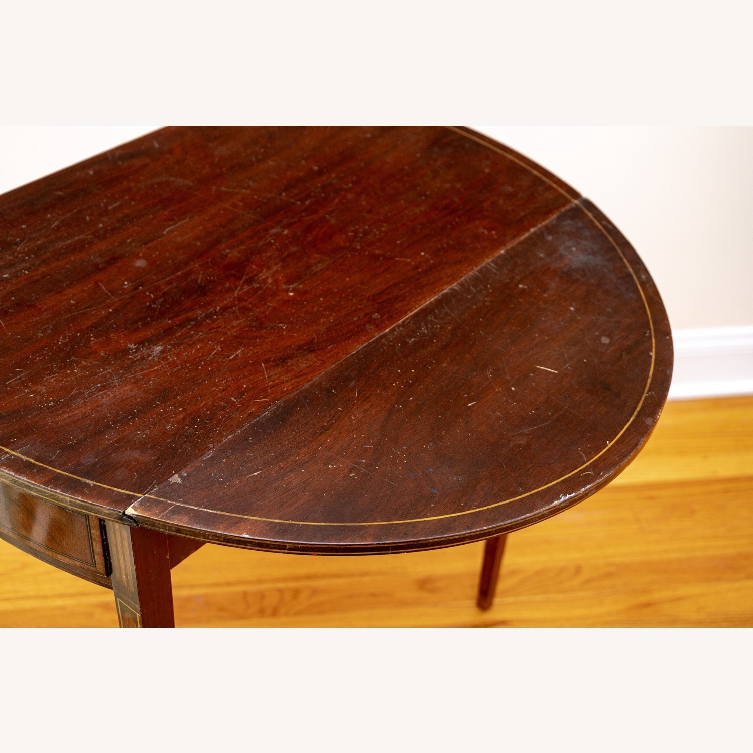 Federal Mahogany Pembroke Drop Leaf Table  - image-8