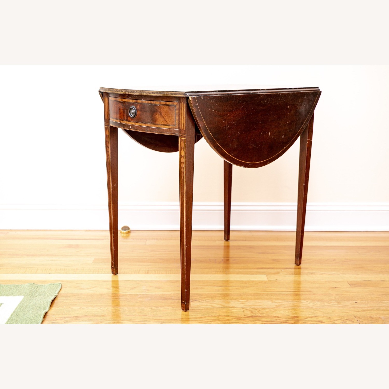Federal Mahogany Pembroke Drop Leaf Table  - image-2
