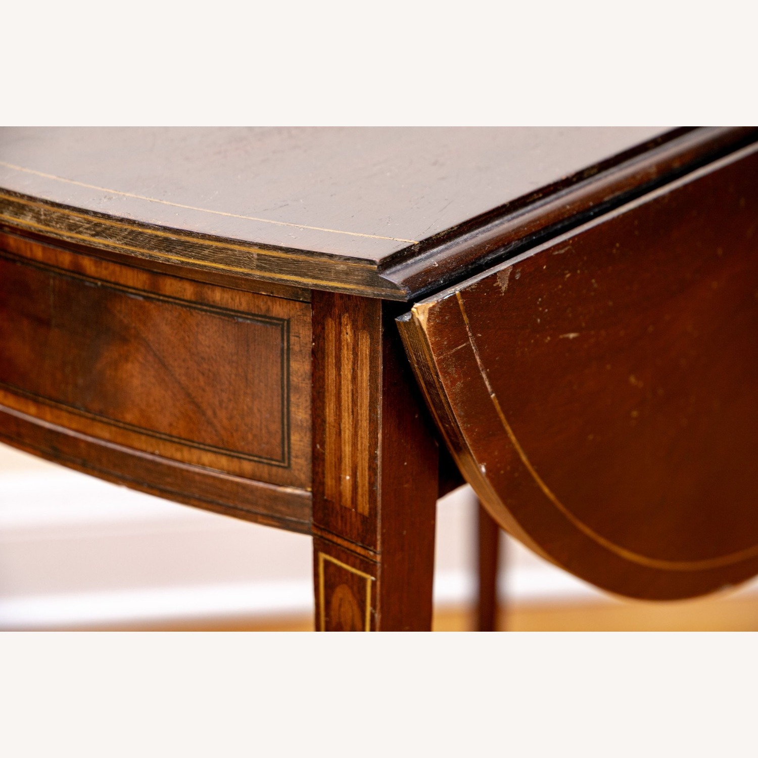 Federal Mahogany Pembroke Drop Leaf Table  - image-3
