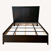 BoConcept Black Queen Bed